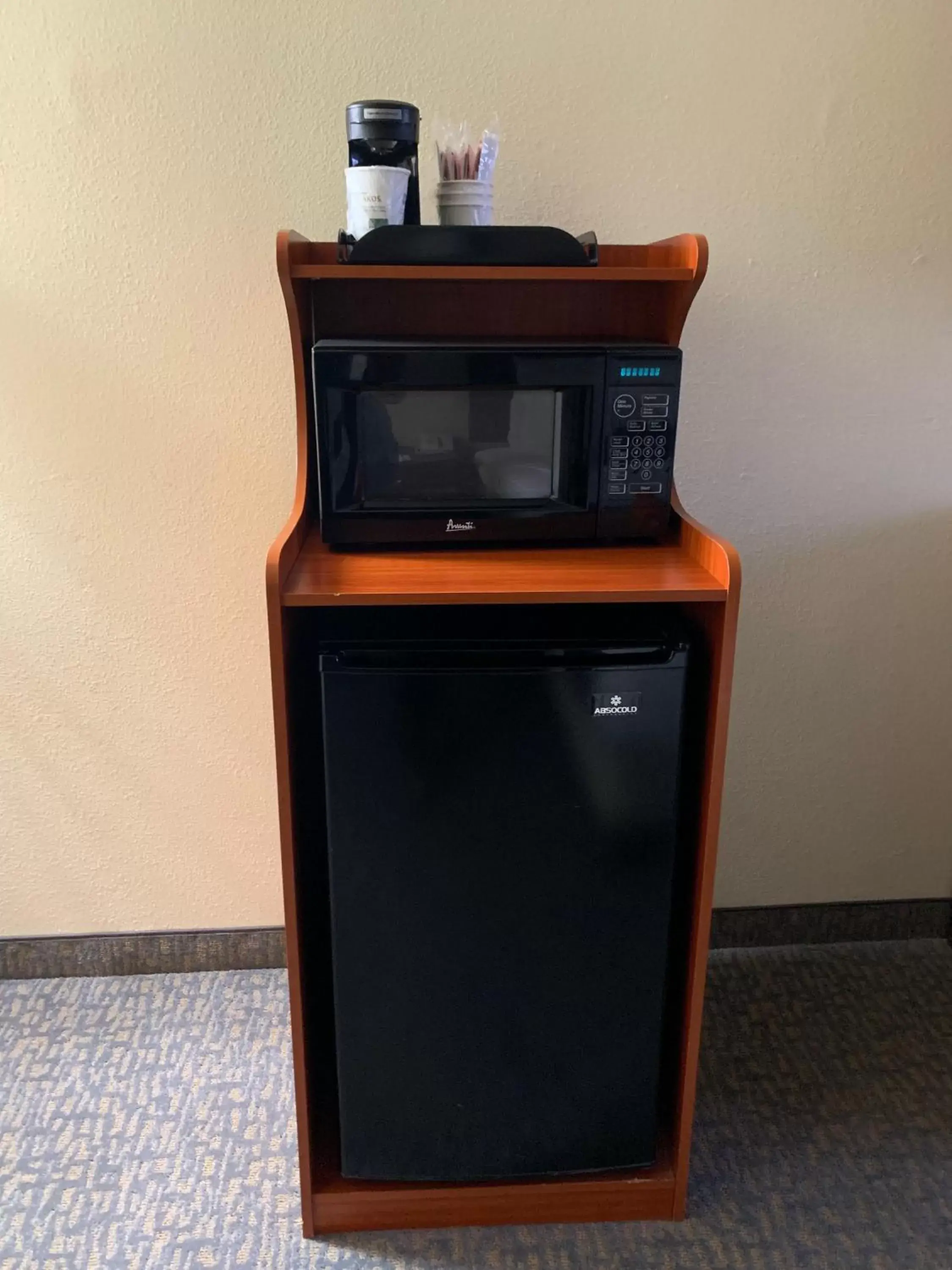 Coffee/tea facilities in Best Western Desert Oasis