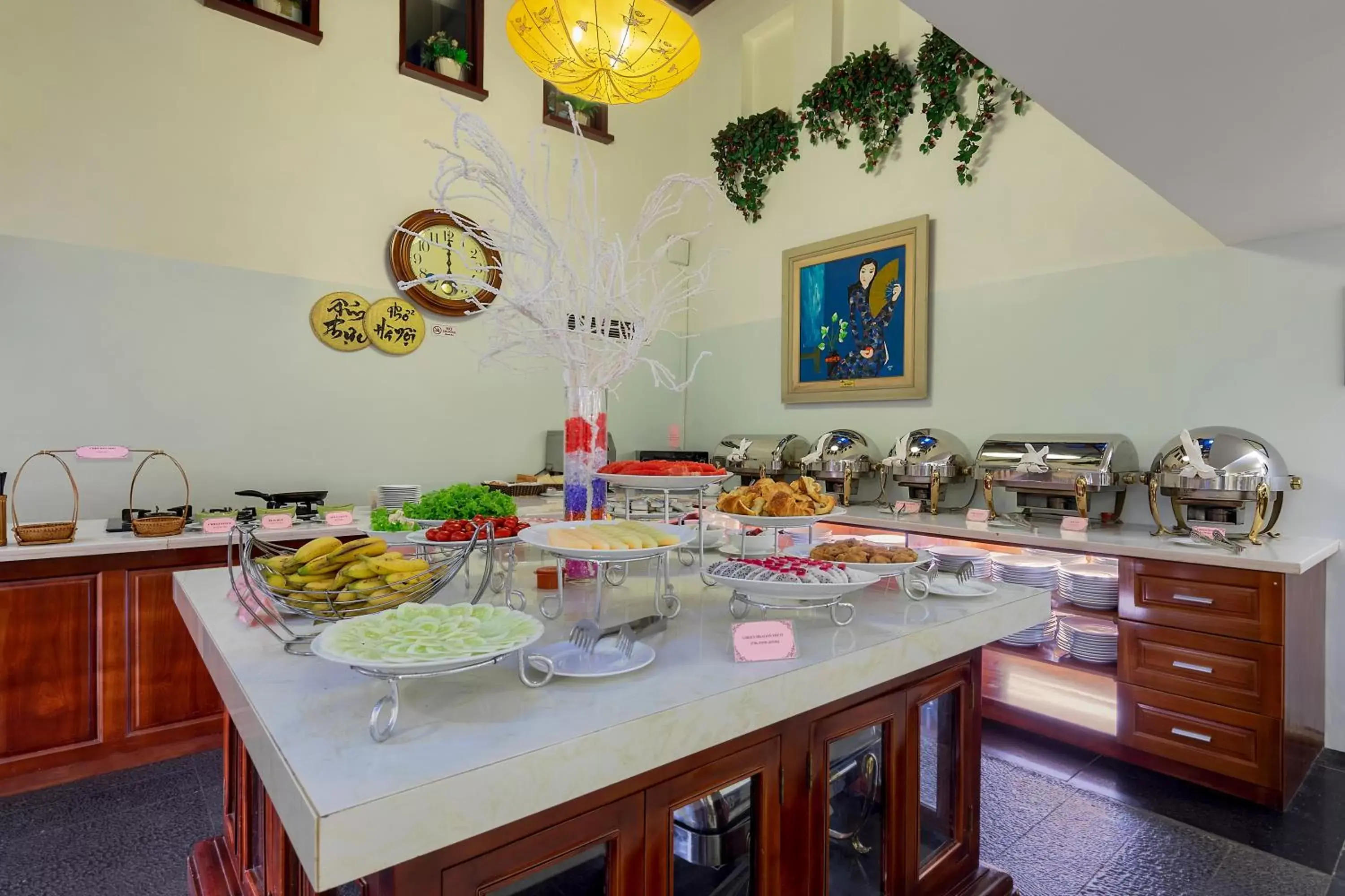 Breakfast, Restaurant/Places to Eat in La Dolce Vita Hotel