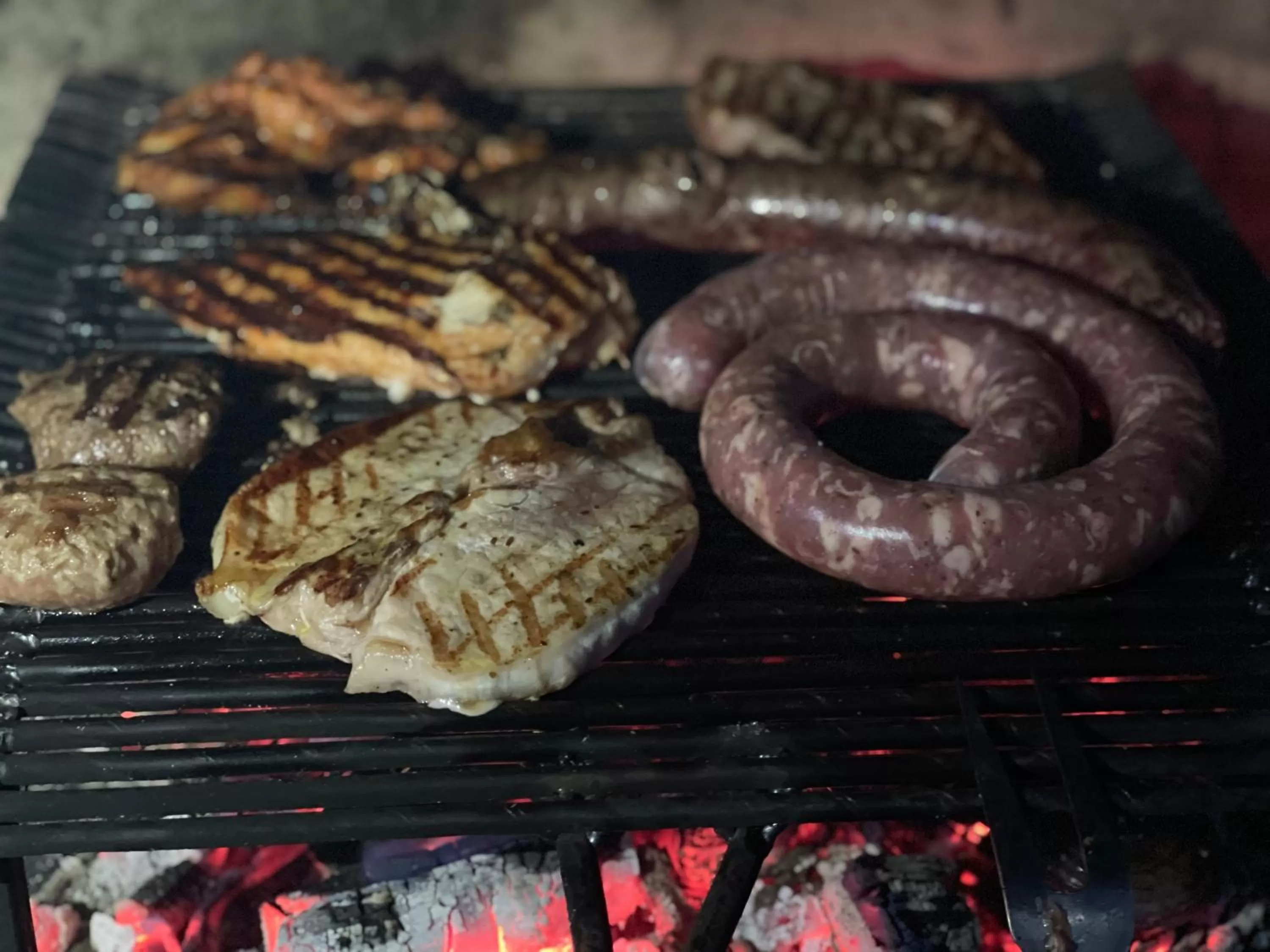 BBQ Facilities in StayInn Banderitsa Apartments with kitchen & BBQ