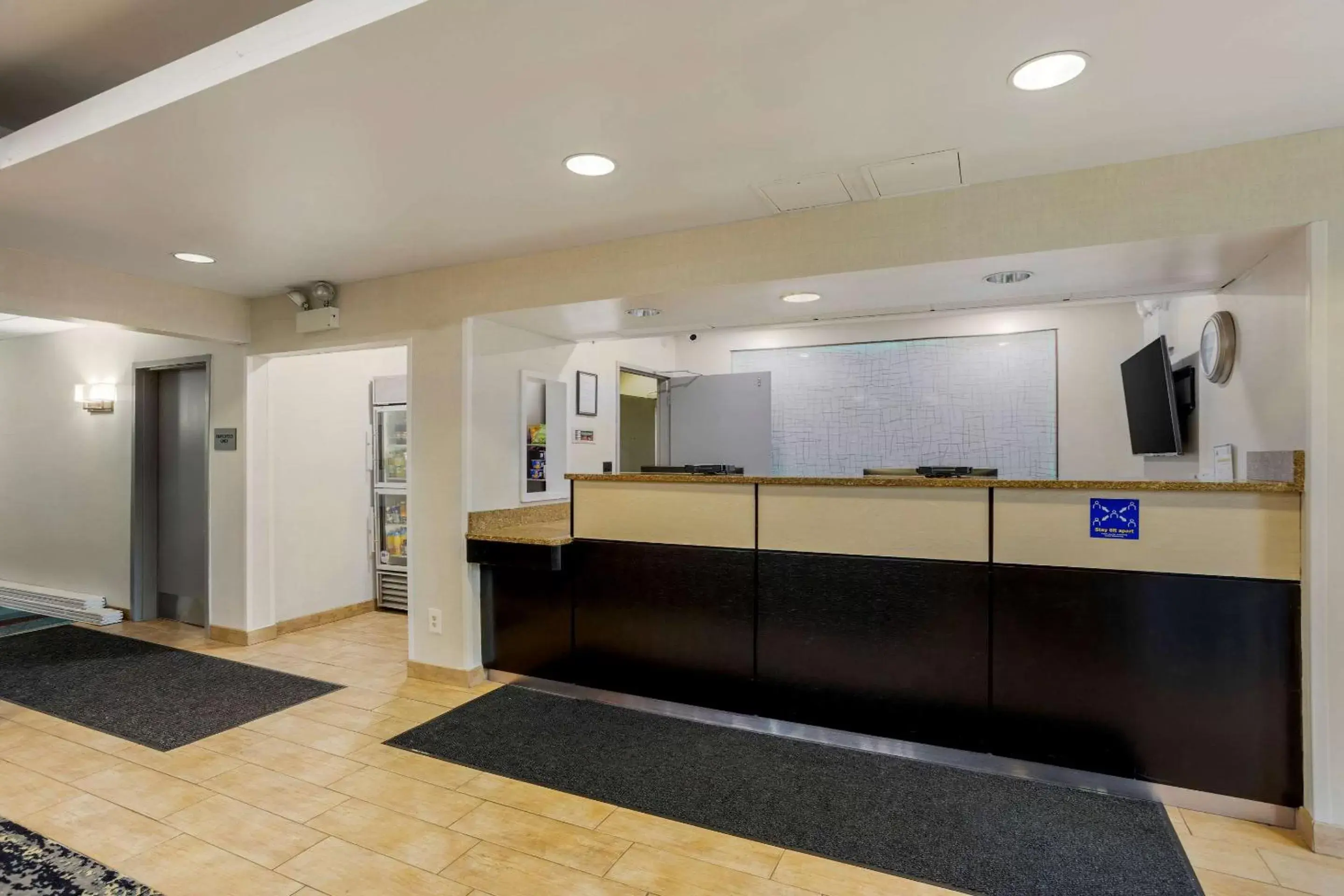 Lobby or reception in Comfort Inn & Suites Mt Laurel-Philadelphia Lobby or reception in Comfort Inn & Suites Mt Laurel-Philadelphia