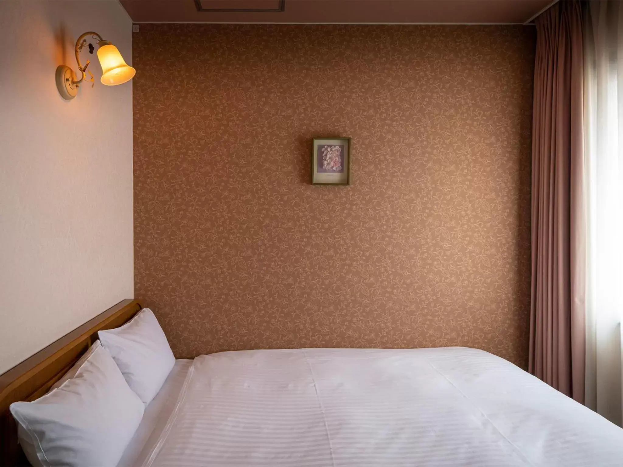 Photo of the whole room, Bed in Hotel Eclair Hakata