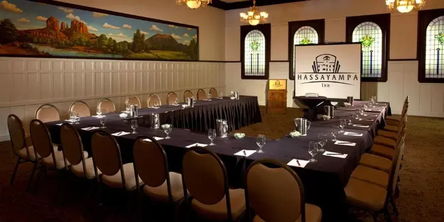 Business facilities in Hassayampa Inn