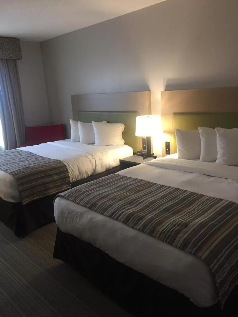 Bedroom, Bed in Country Inn & Suites by Radisson, Brockton (Boston), MA