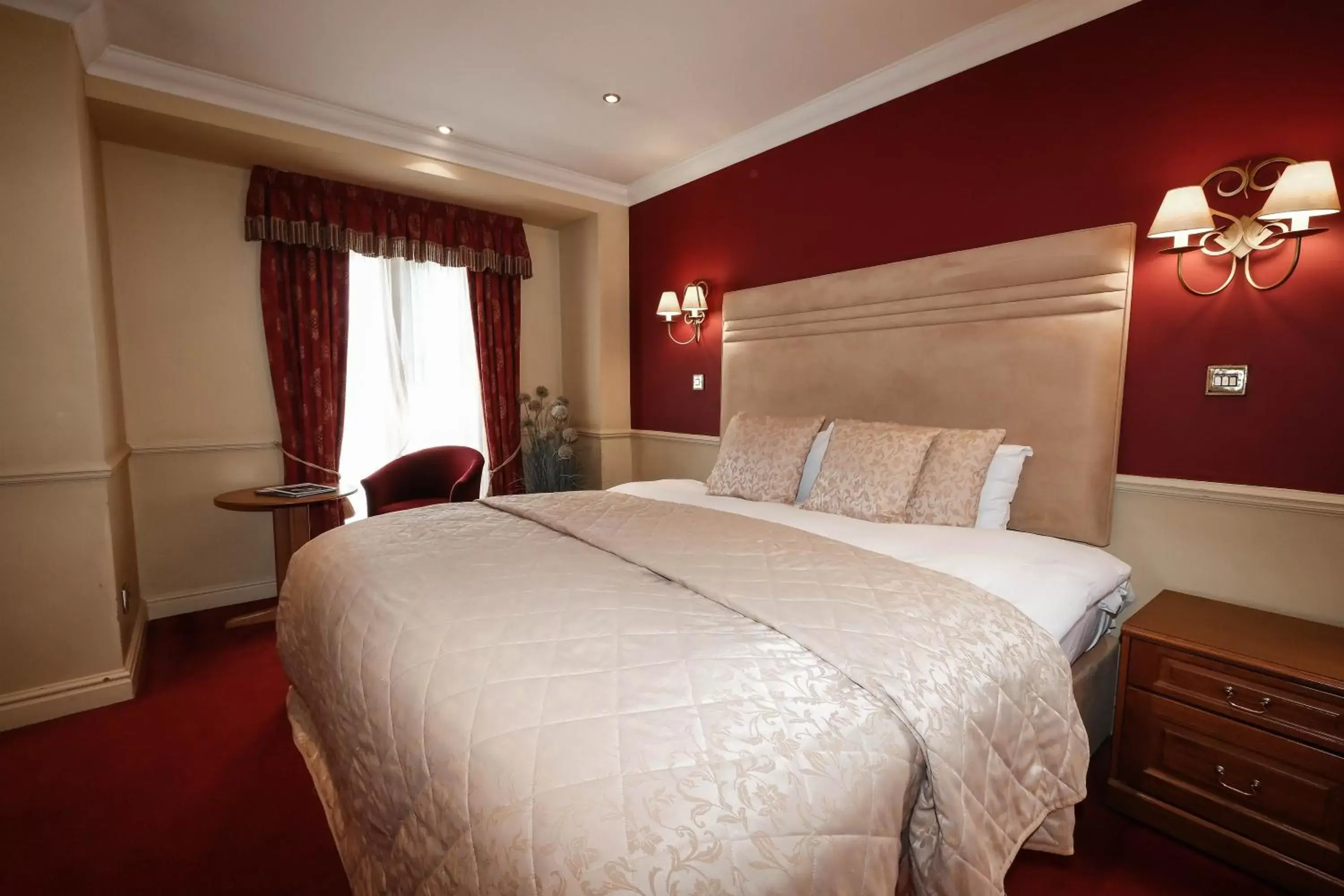Bed in York Pavilion Hotel, Sure Hotel Collection by Best Western