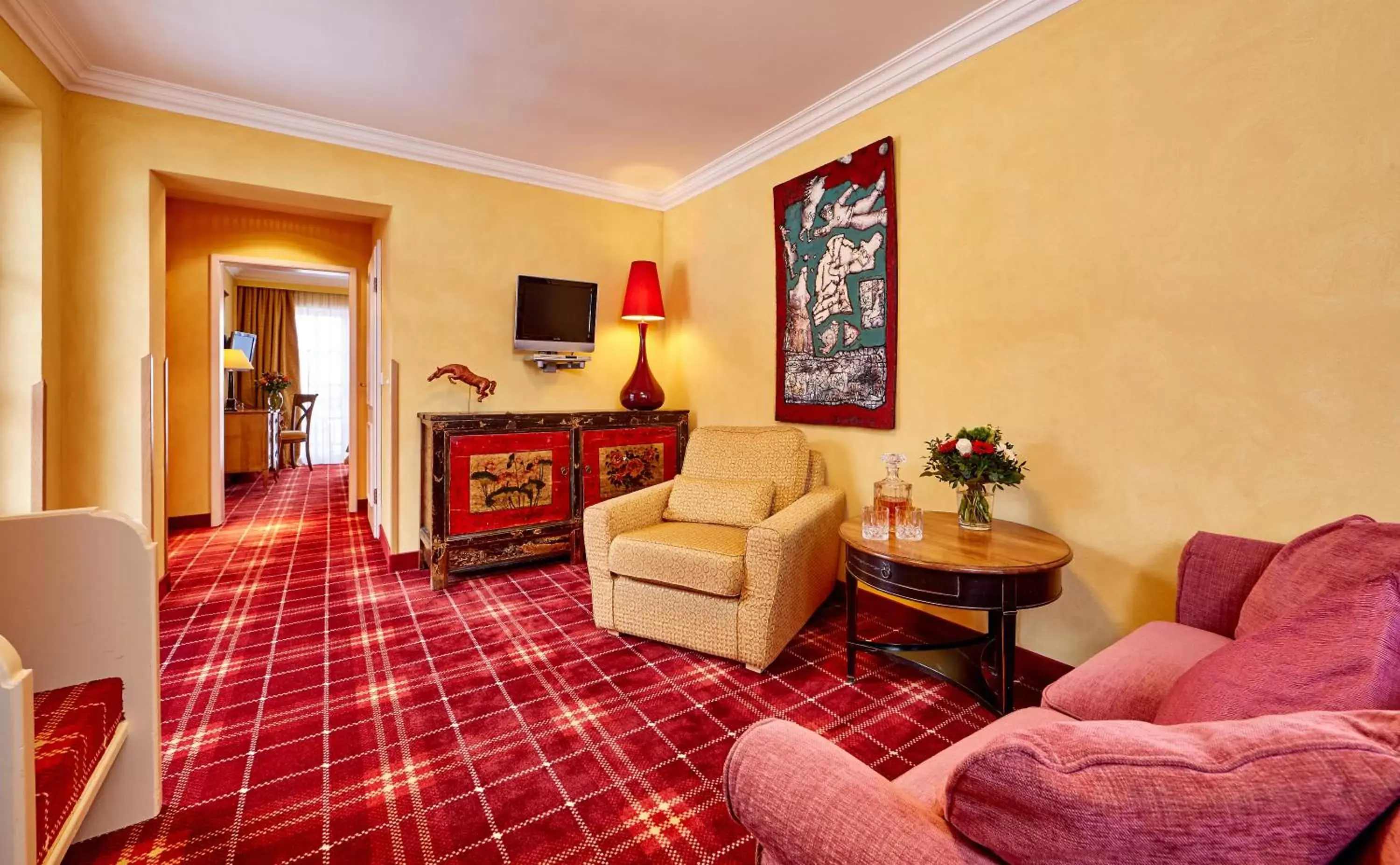 Living room, Seating Area in Romantik Alpenhotel Waxenstein