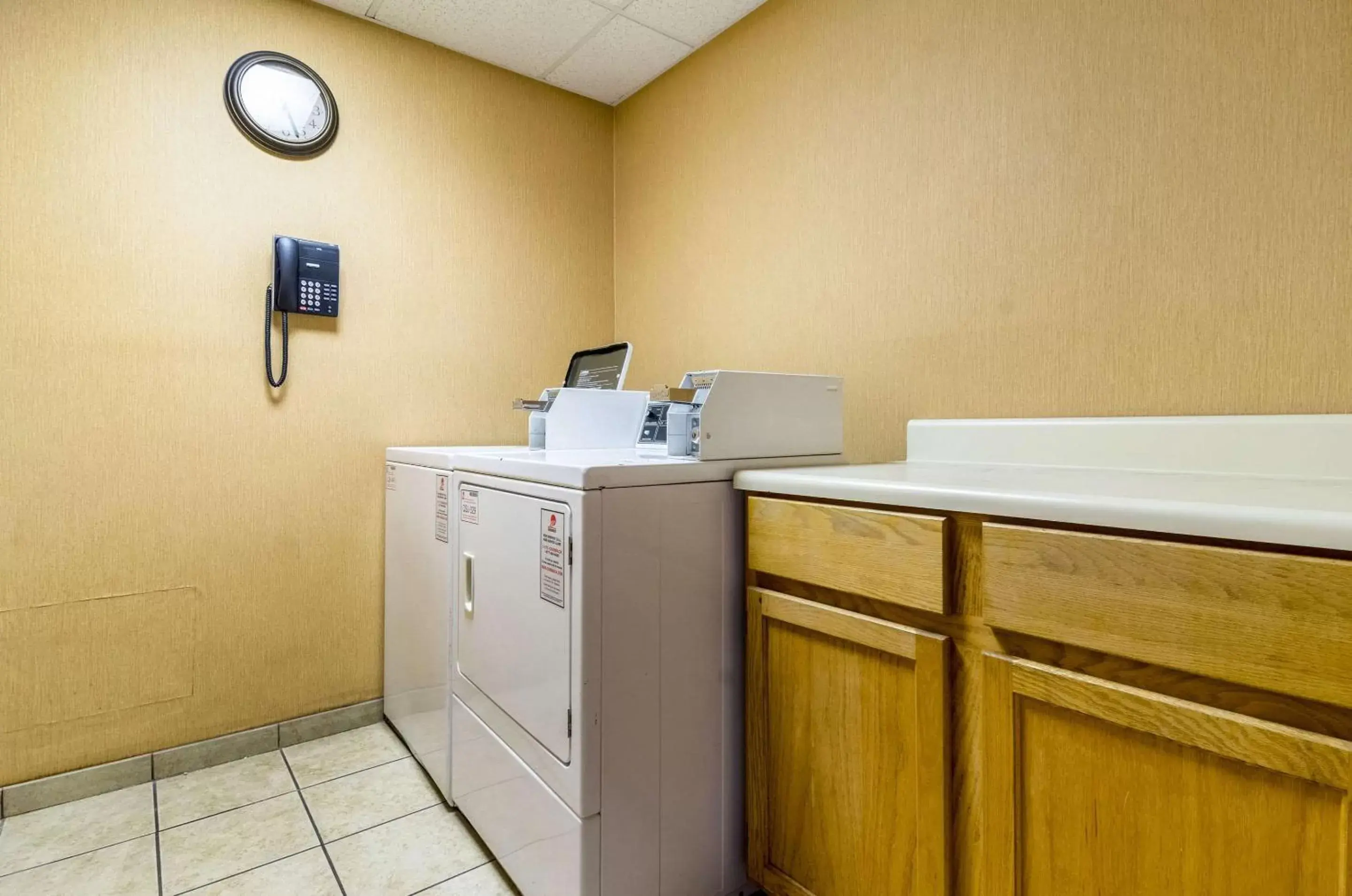 On site, Kitchen/Kitchenette in Quality Inn Lumberton