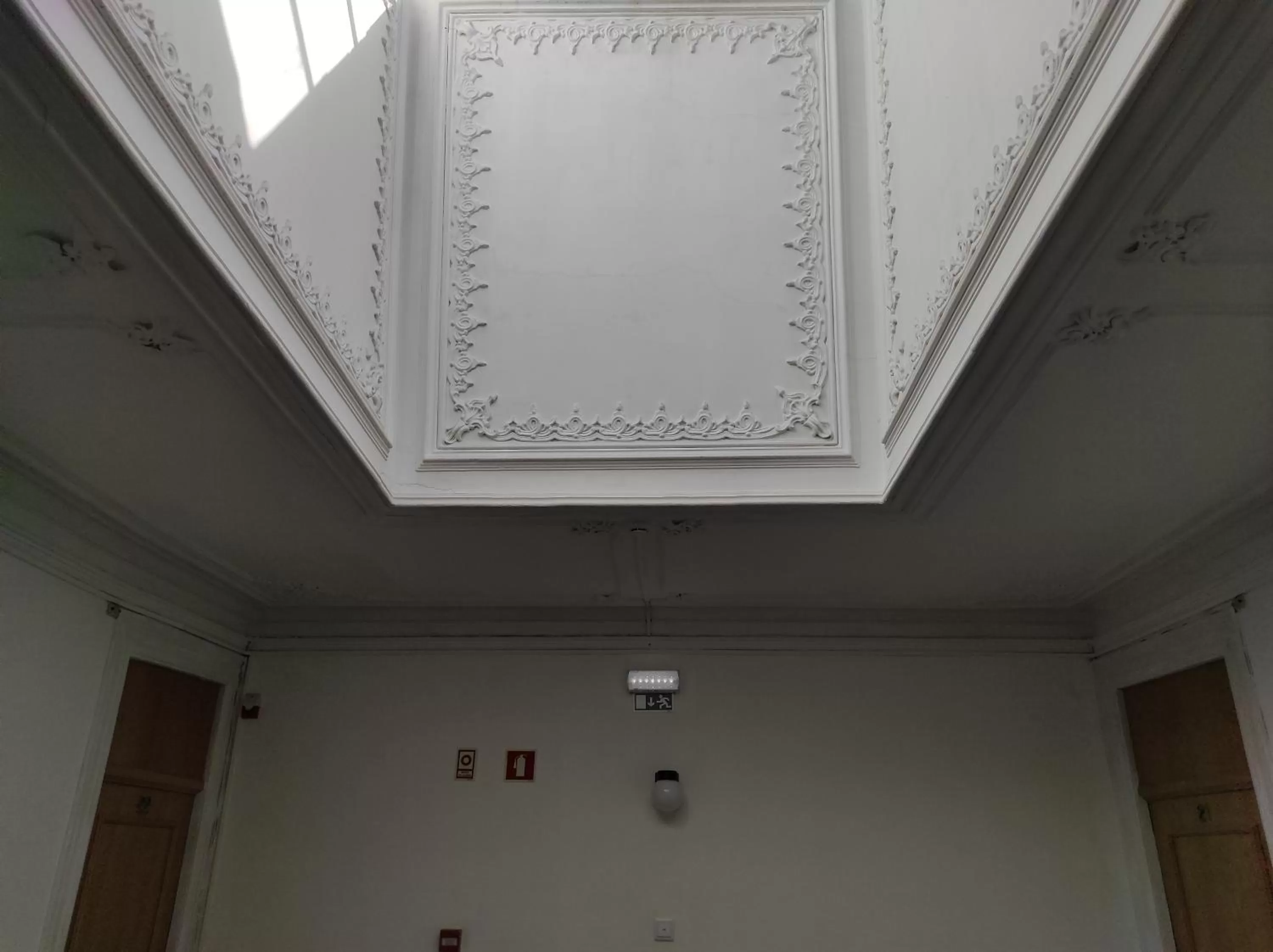 Lira Guest House B&B