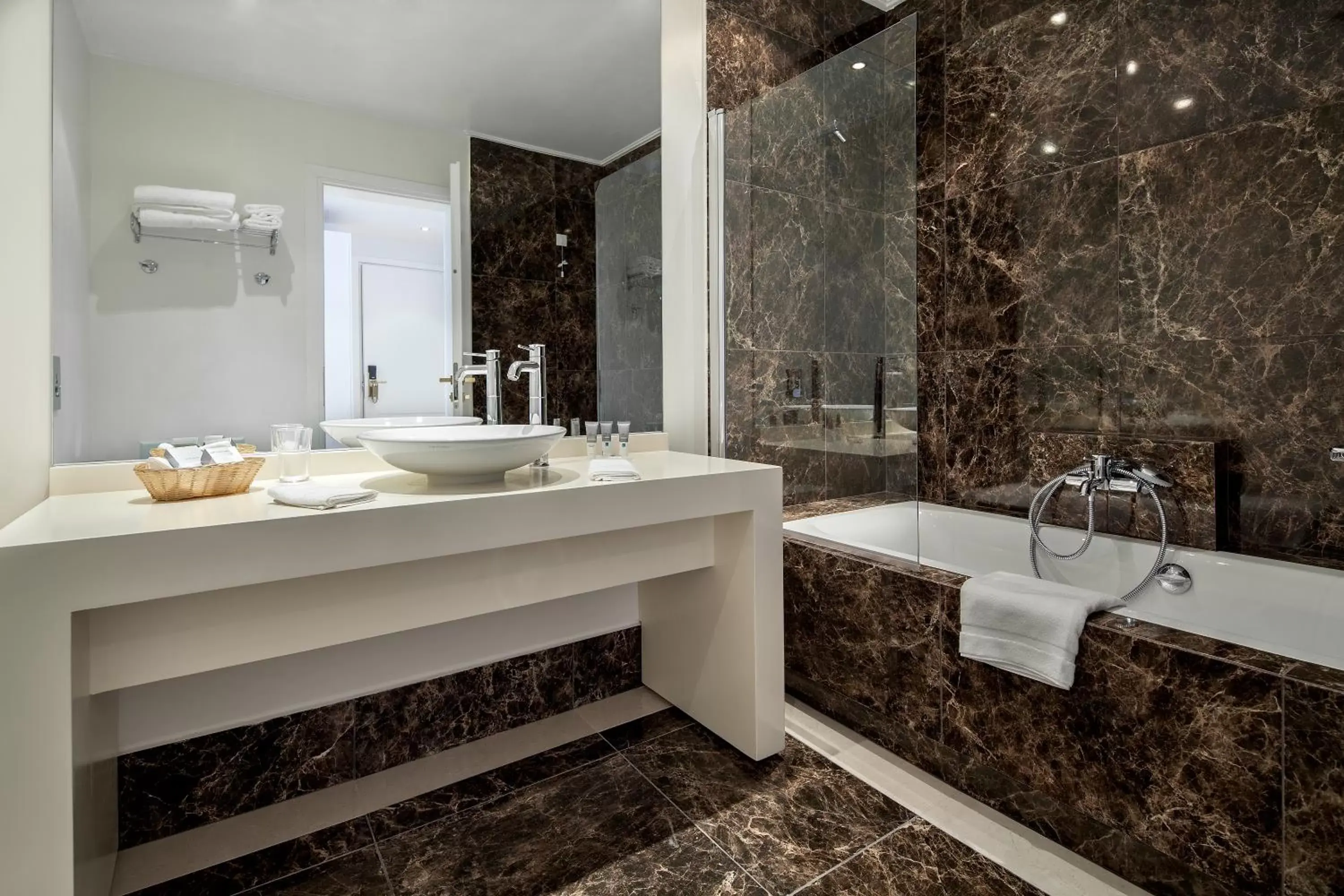 Bathroom in Theoxenia Residence