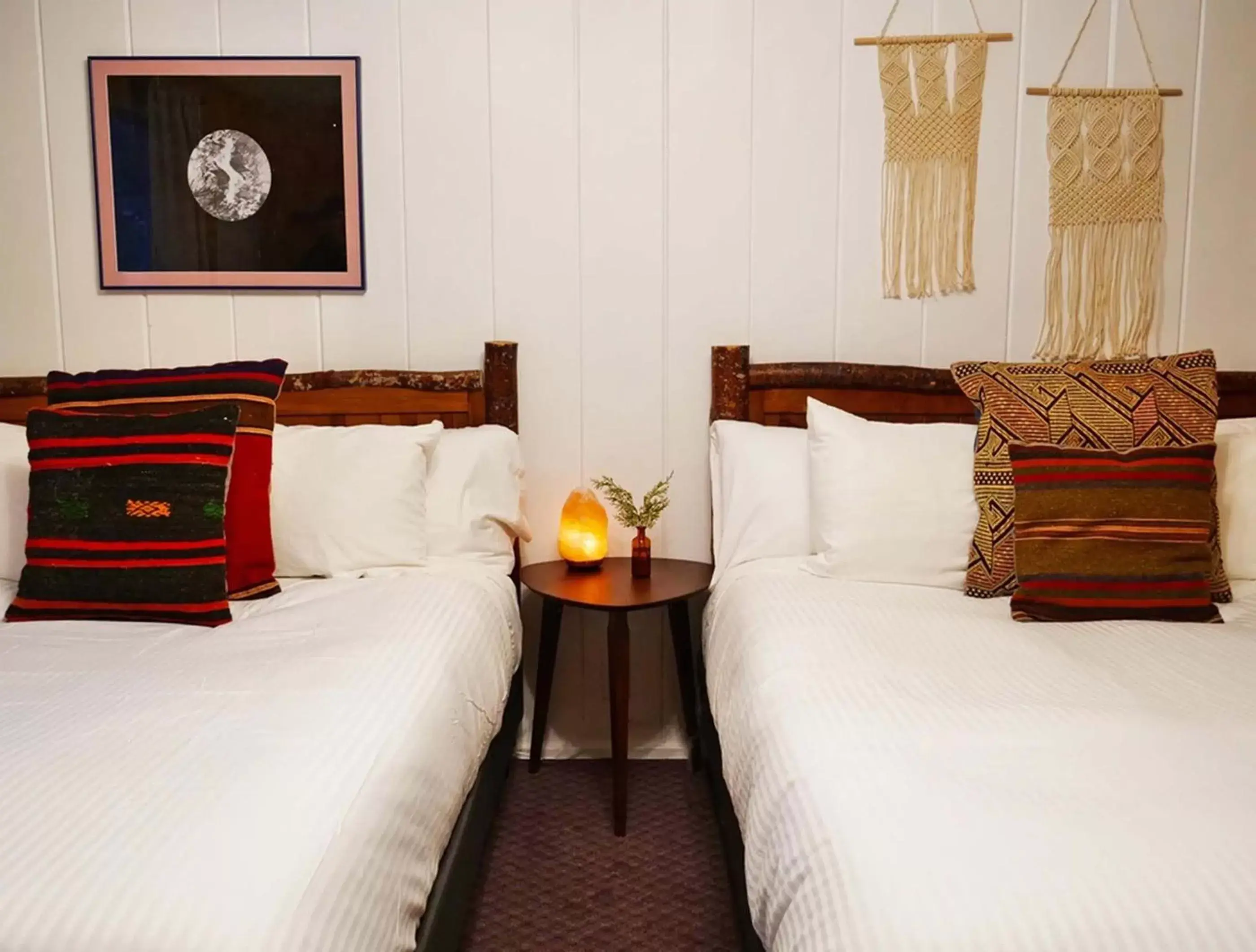 Bed in Grand Pine Cabins Bed in Grand Pine Cabins