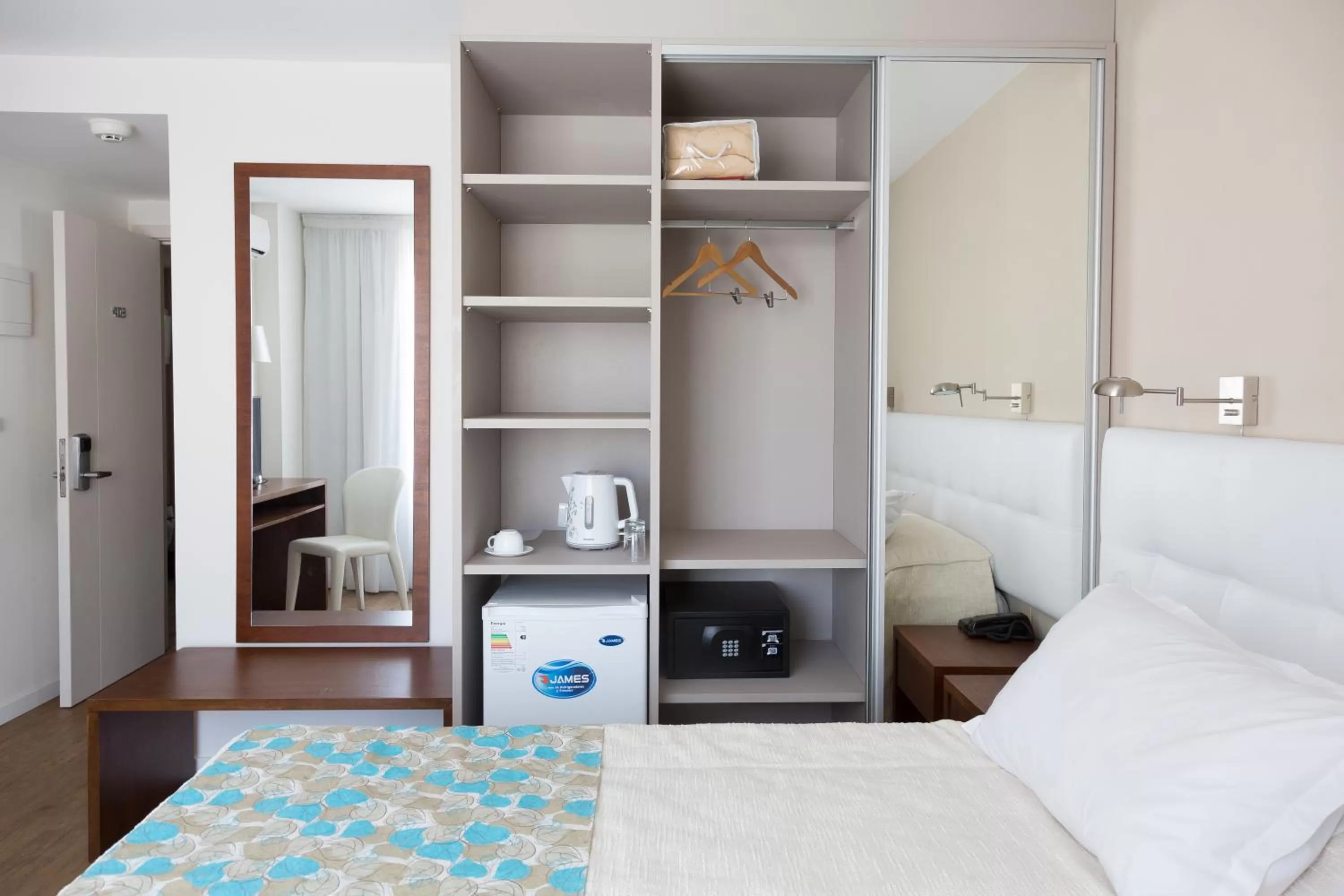 Bedroom, Bed in Seaview Hotel Boutique