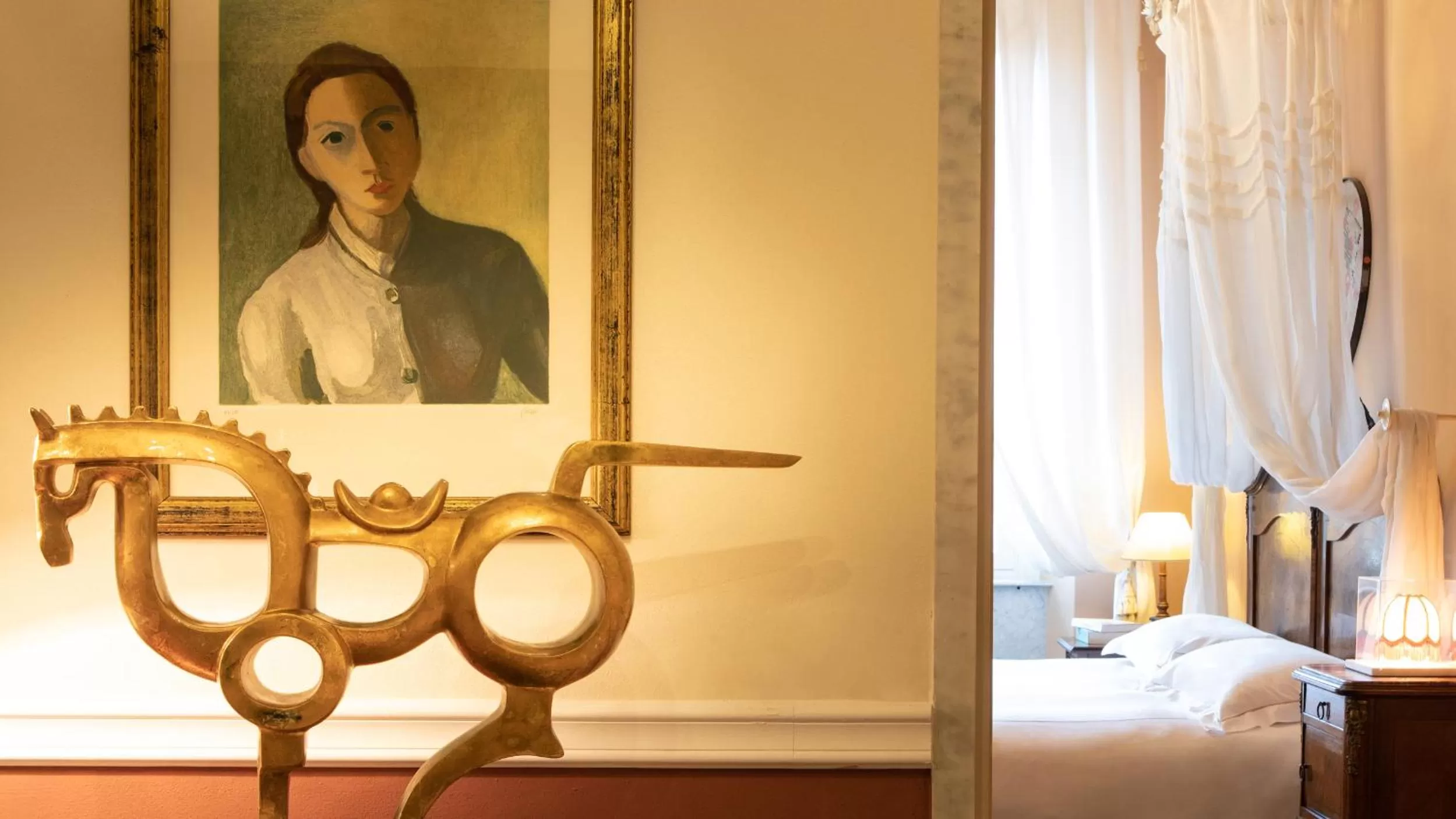 Decorative detail, Bed in Villa Belverde Boutique Hotel