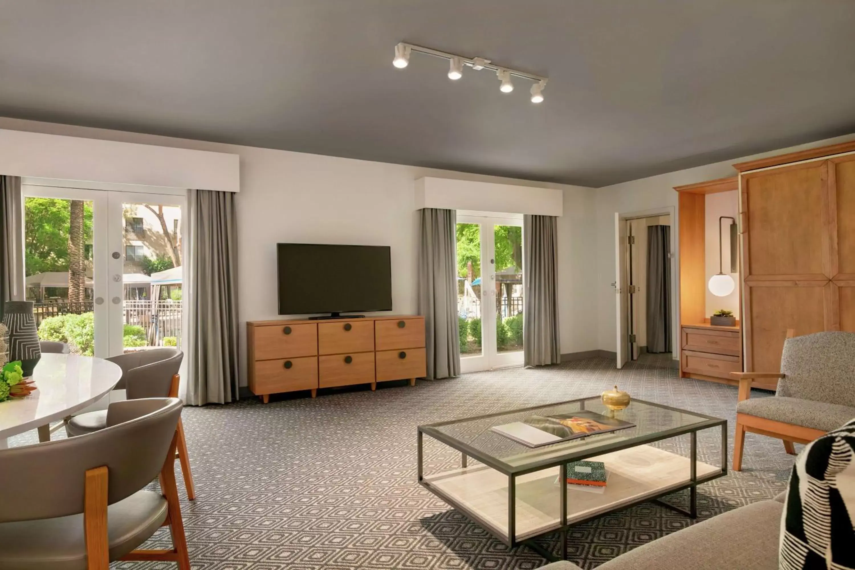 Living room, Seating Area in Hilton Scottsdale Resort & Villas