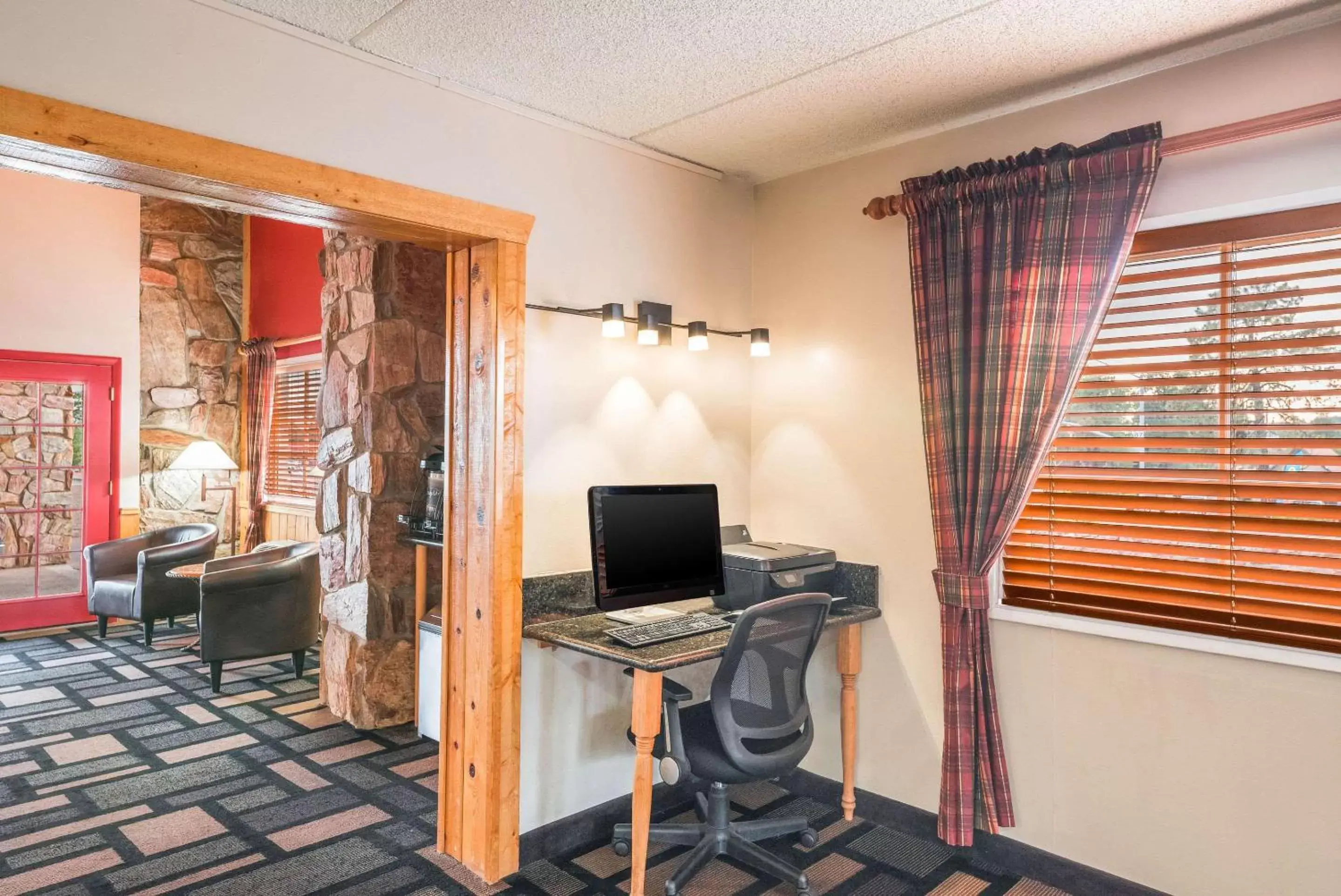 On site, TV/Entertainment Center in Quality Inn Payson