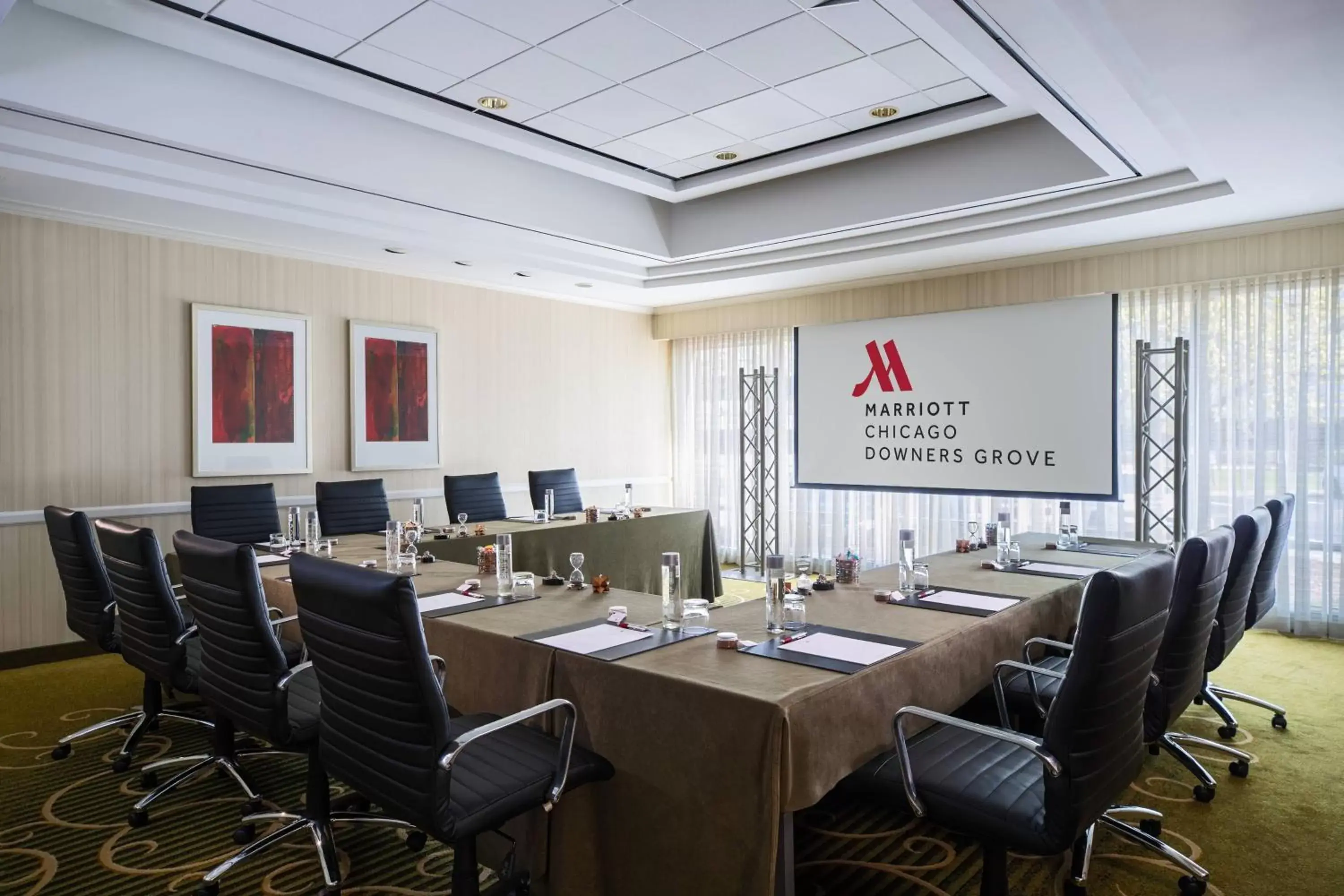 Meeting/conference room in Hampton Inn & Suites Downers Grove Chicago