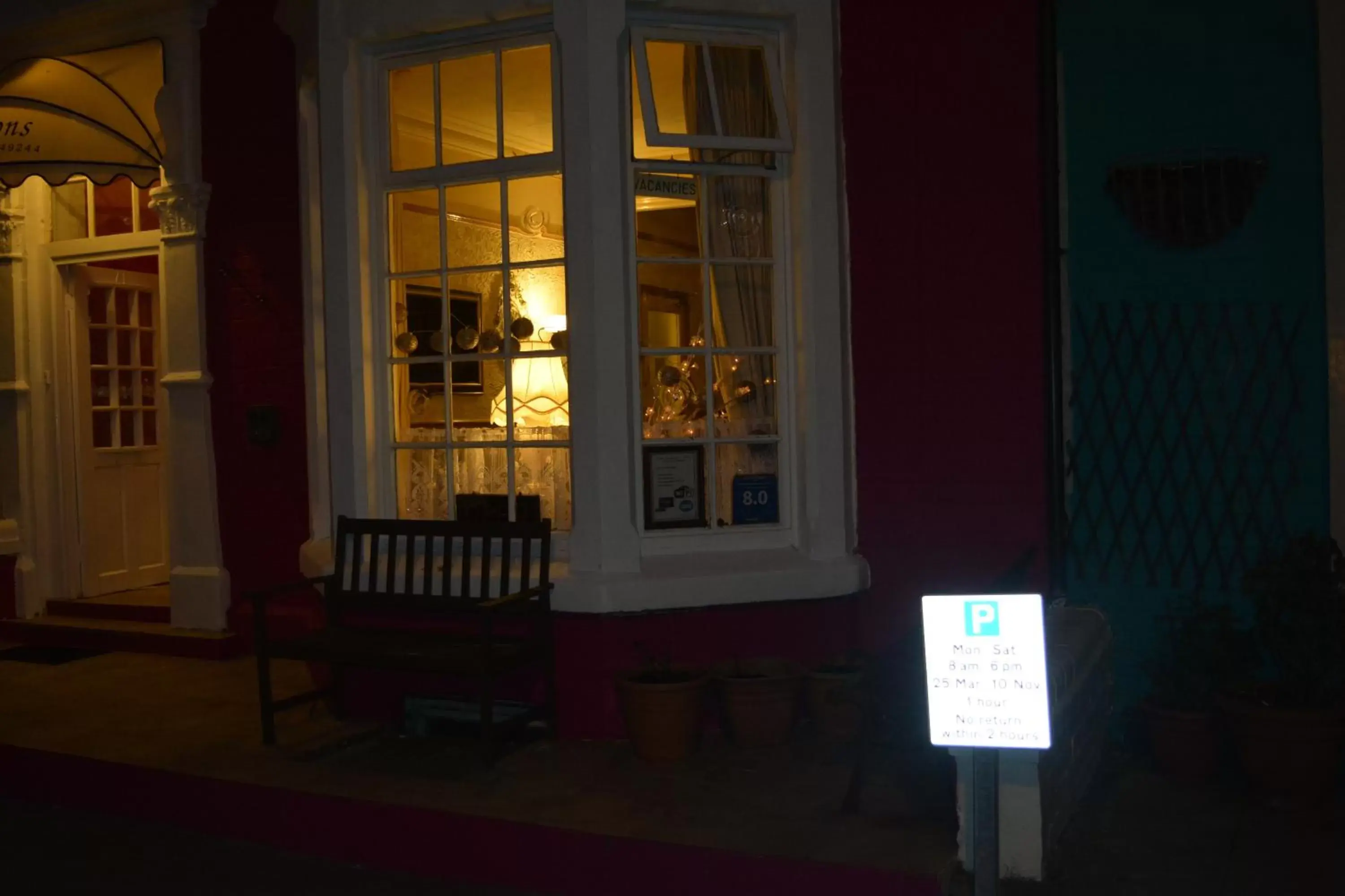 Property building in Wilsons Hotel - Blackpool Tower View Property building in Wilsons Hotel - Blackpool Tower View