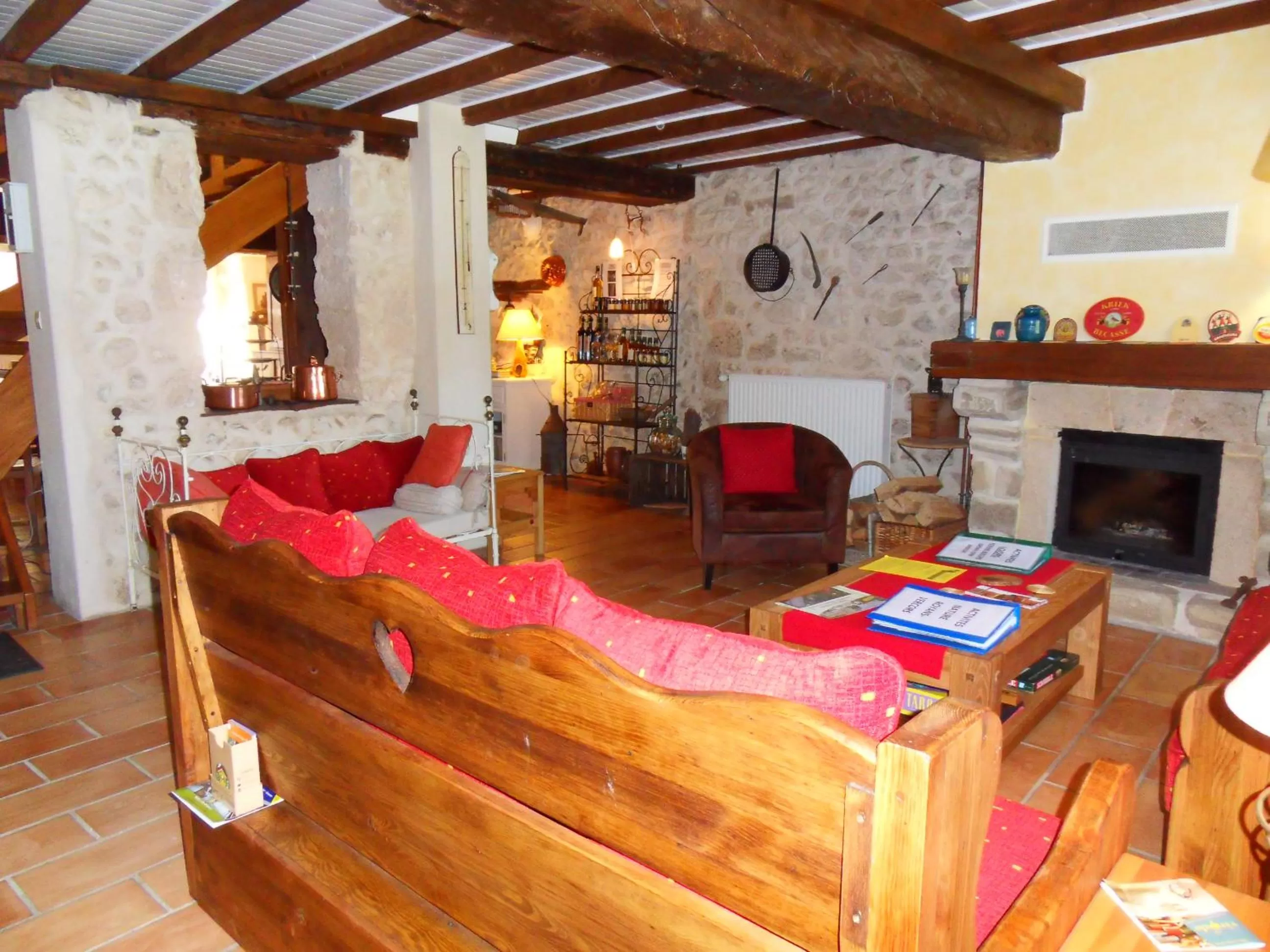 TV and multimedia, Seating Area in L'Estapade des Tourelons