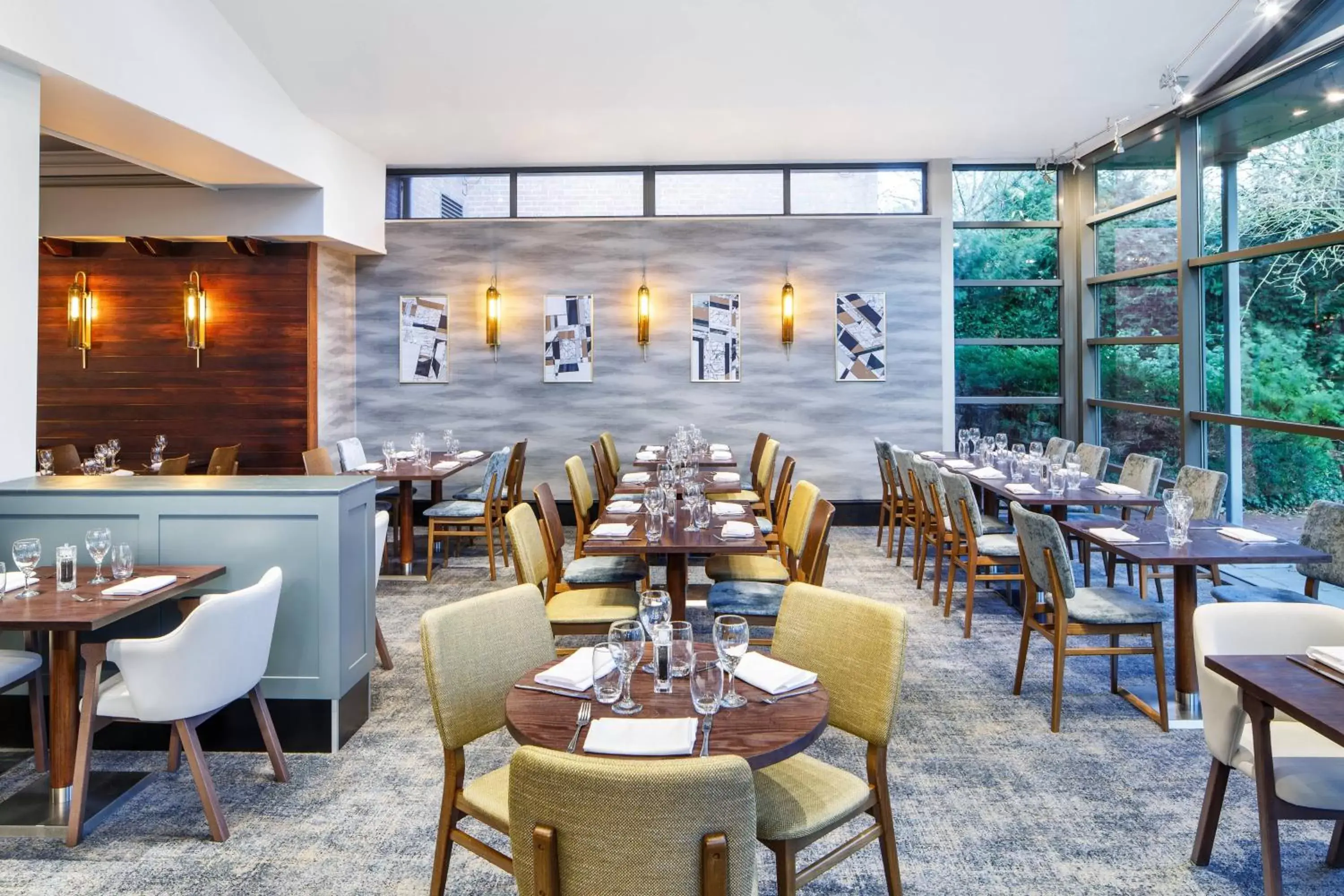 Restaurant/Places to Eat in Delta Hotels by Marriott Cheltenham Chase