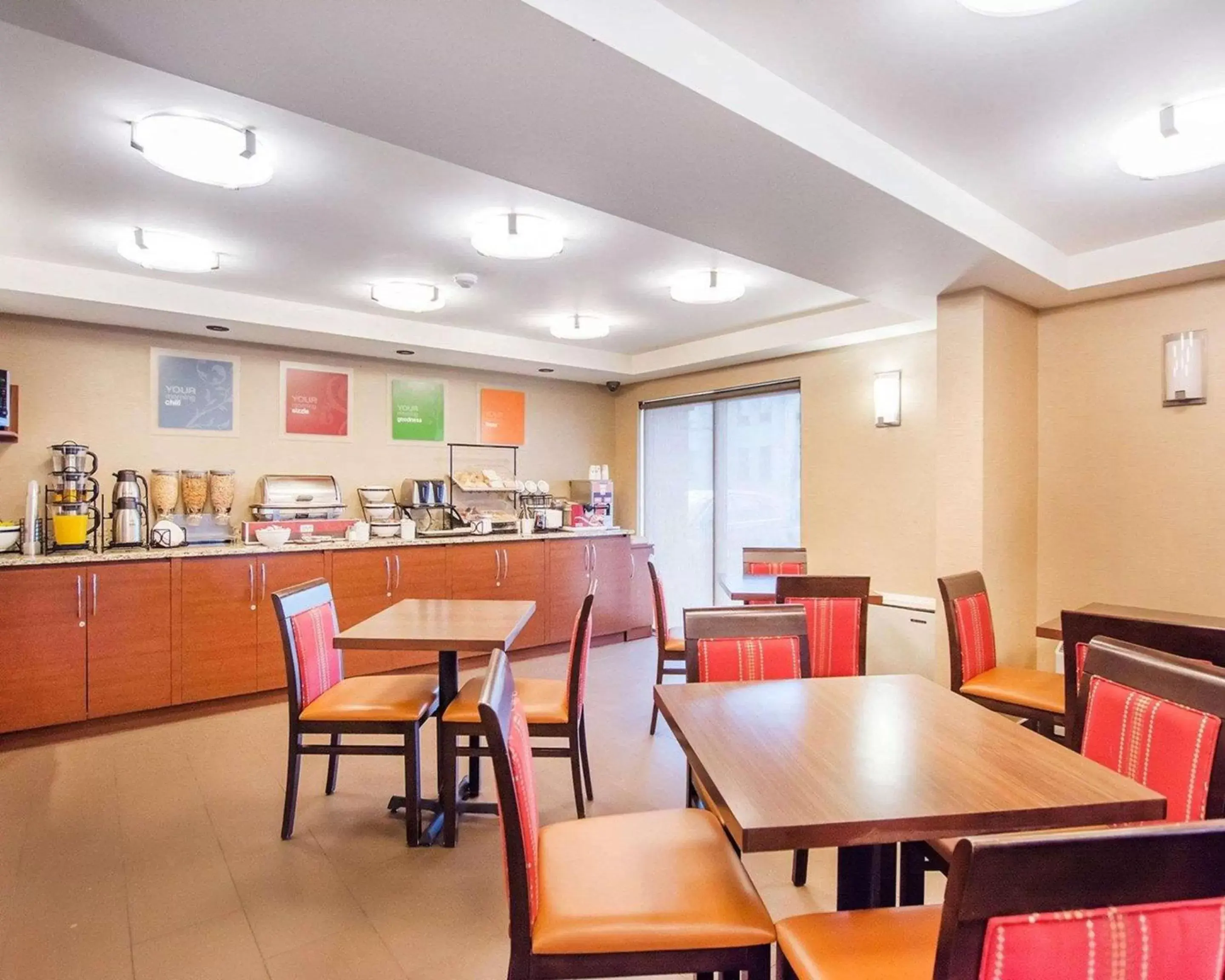 Restaurant/Places to Eat in Comfort Inn Bathurst