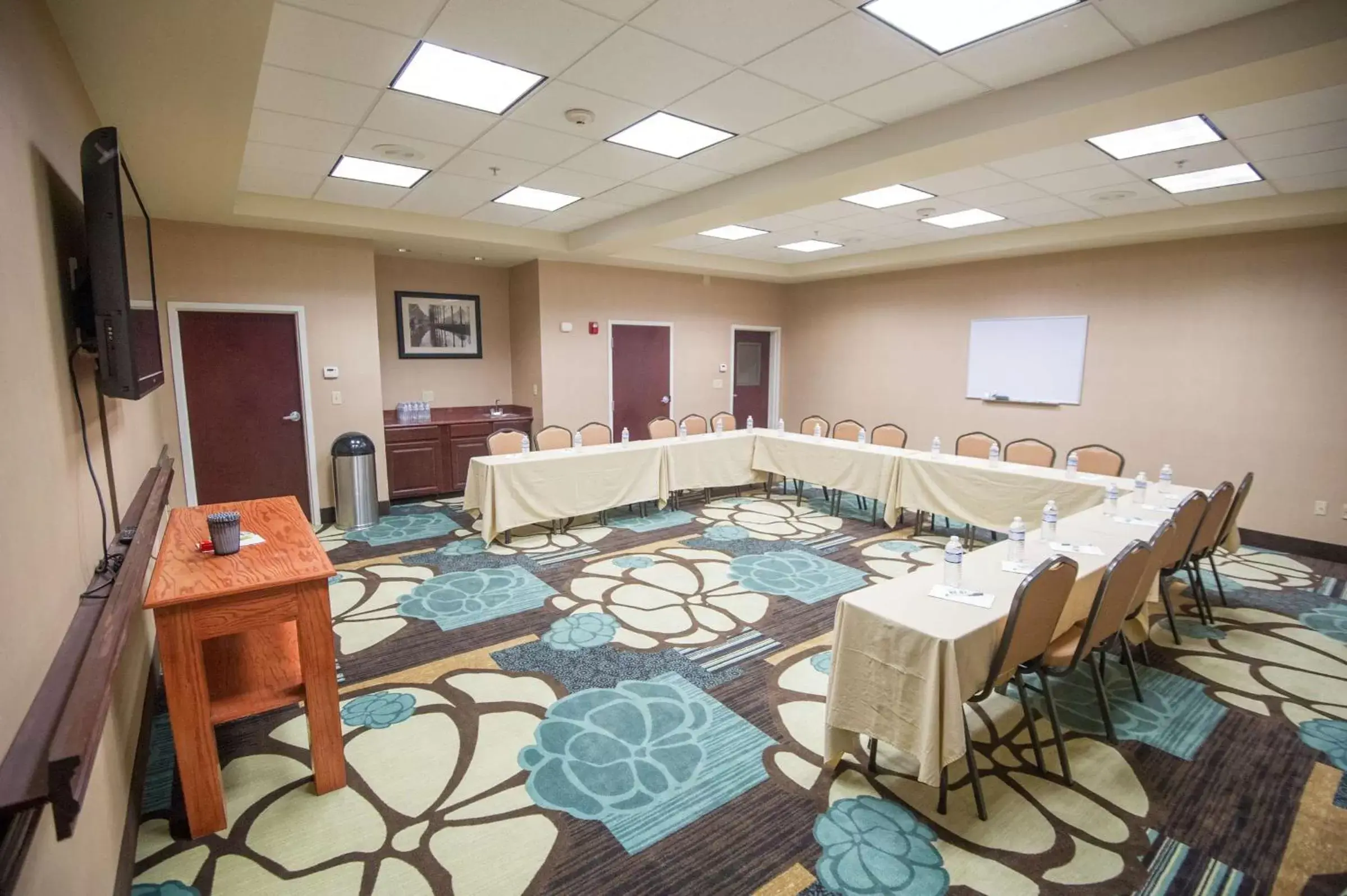 Meeting/conference room in Hampton by Hilton Brattleboro