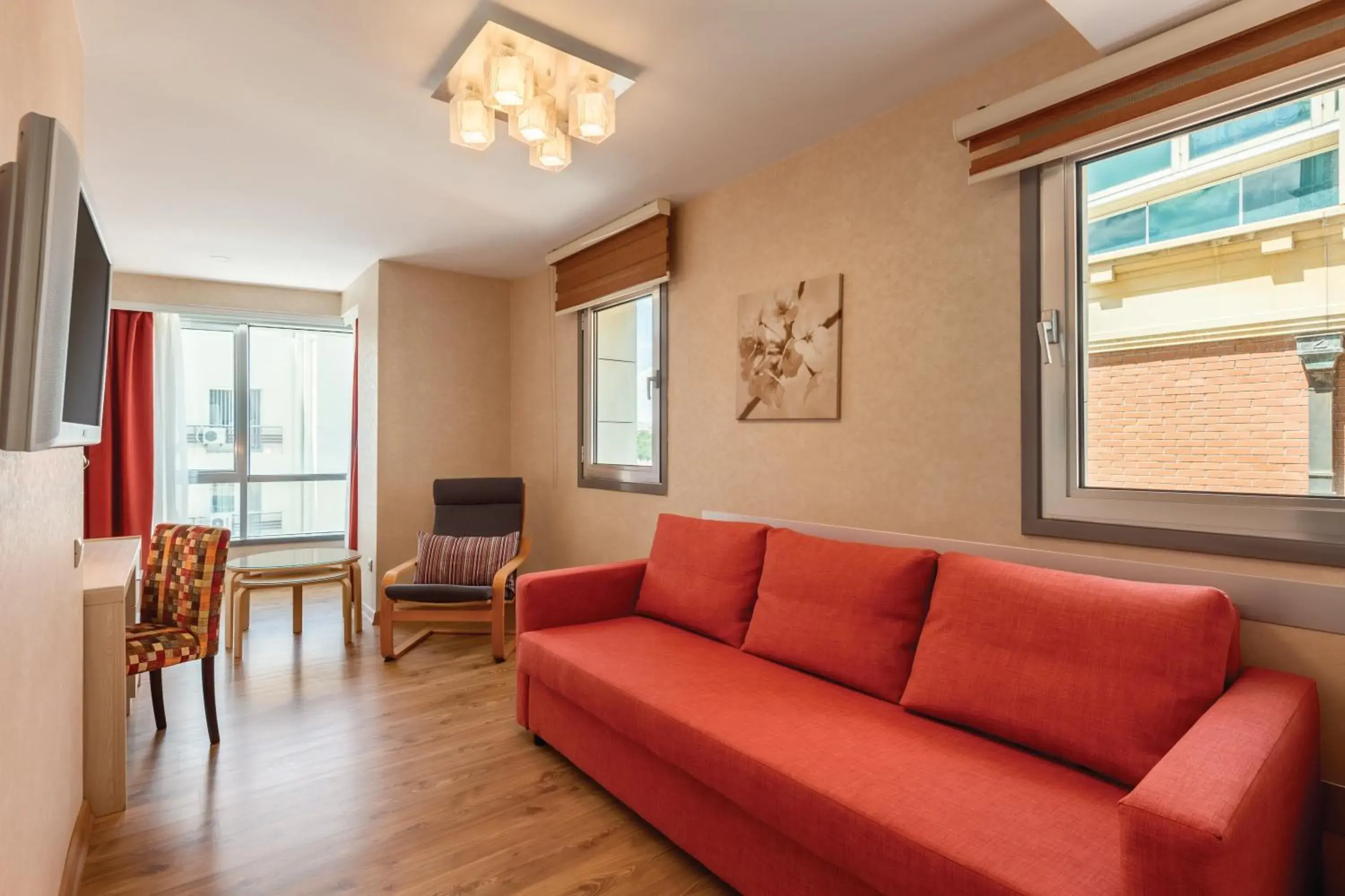Living room, Seating Area in Ramada Ankara