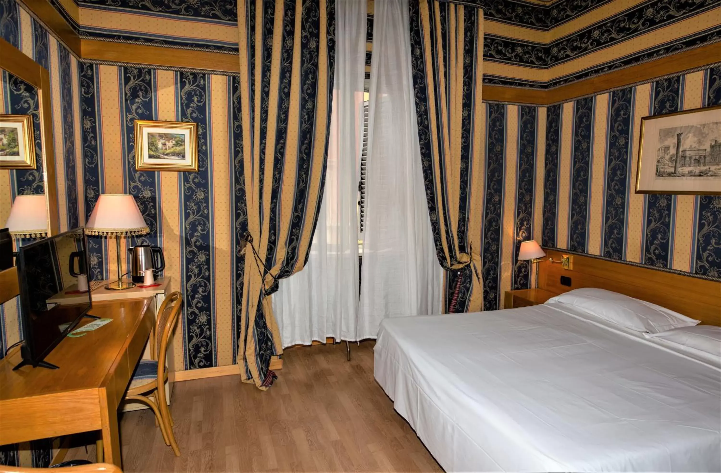 Photo of the whole room, Bed in LH Hotel Andreotti