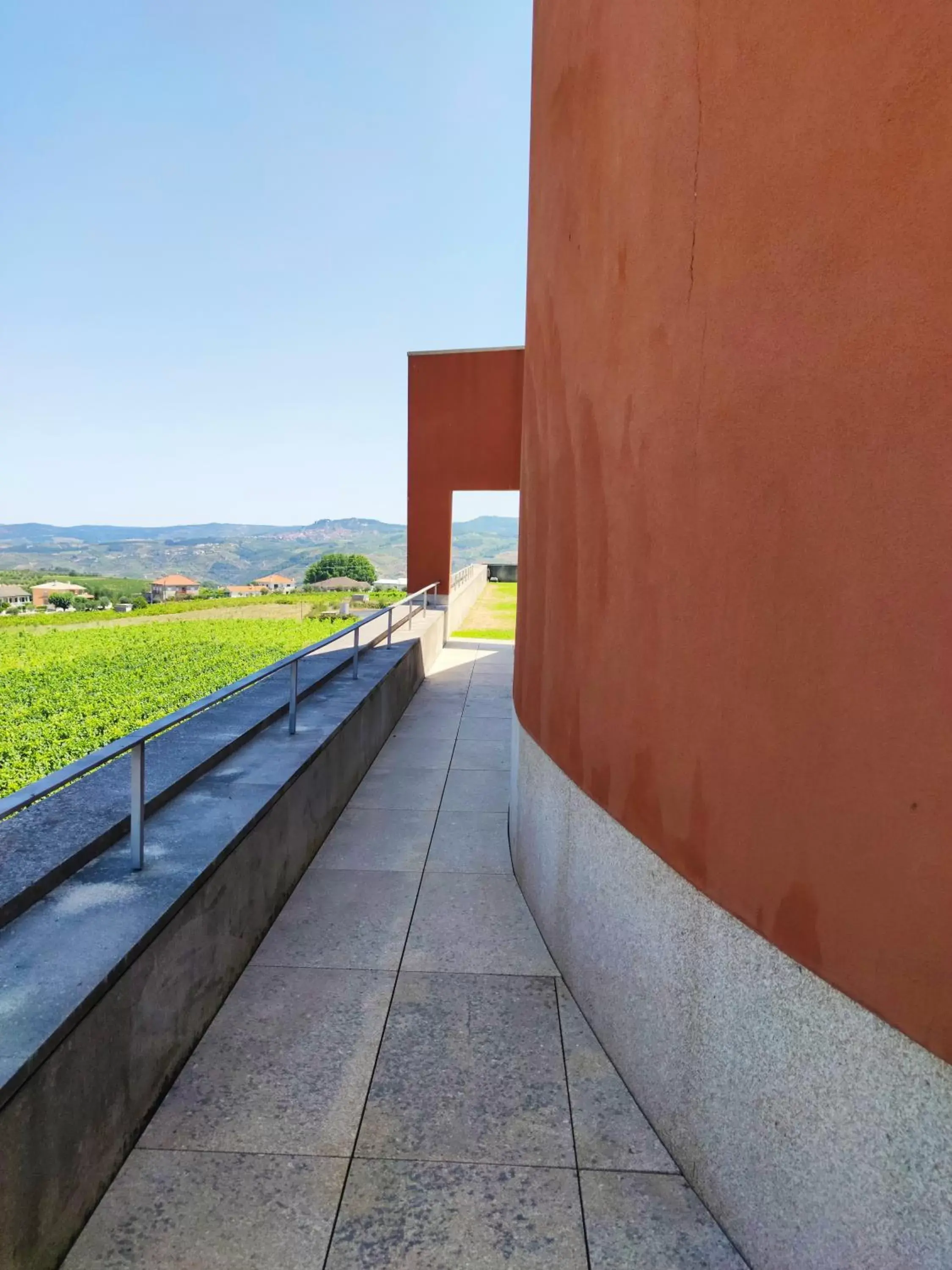 On-site shops in Casa das Pipas / Quinta do Portal