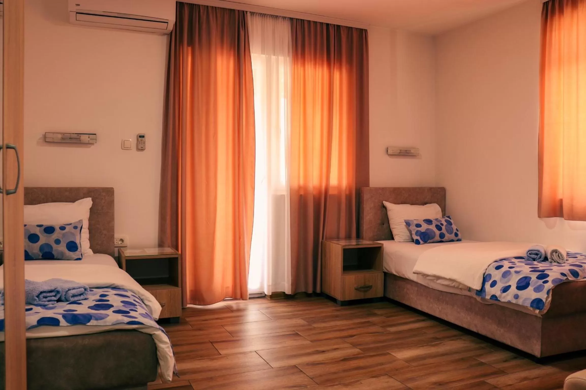 Bed in Restoran & Motel Manjež