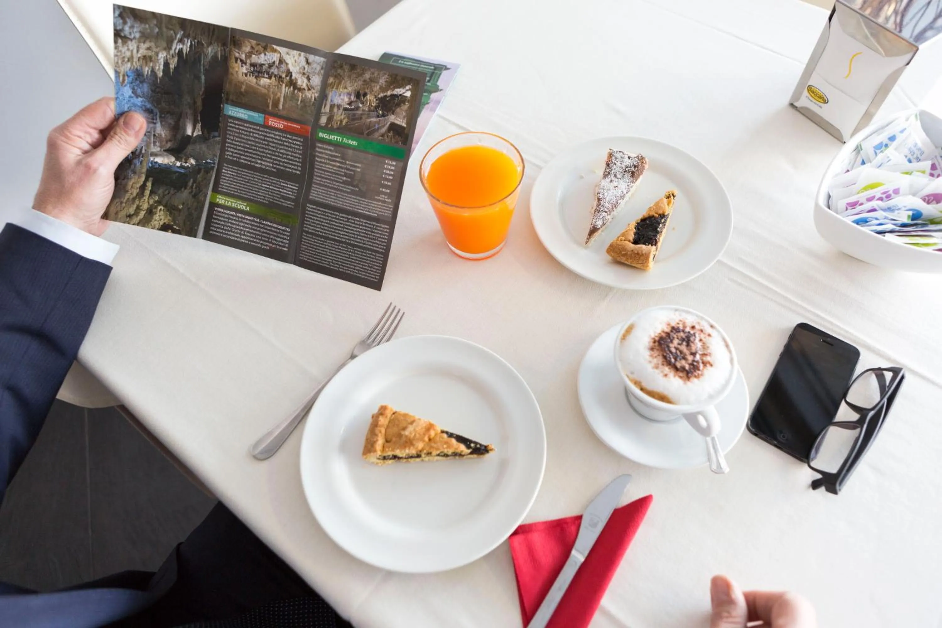 Buffet breakfast in Klass Hotel