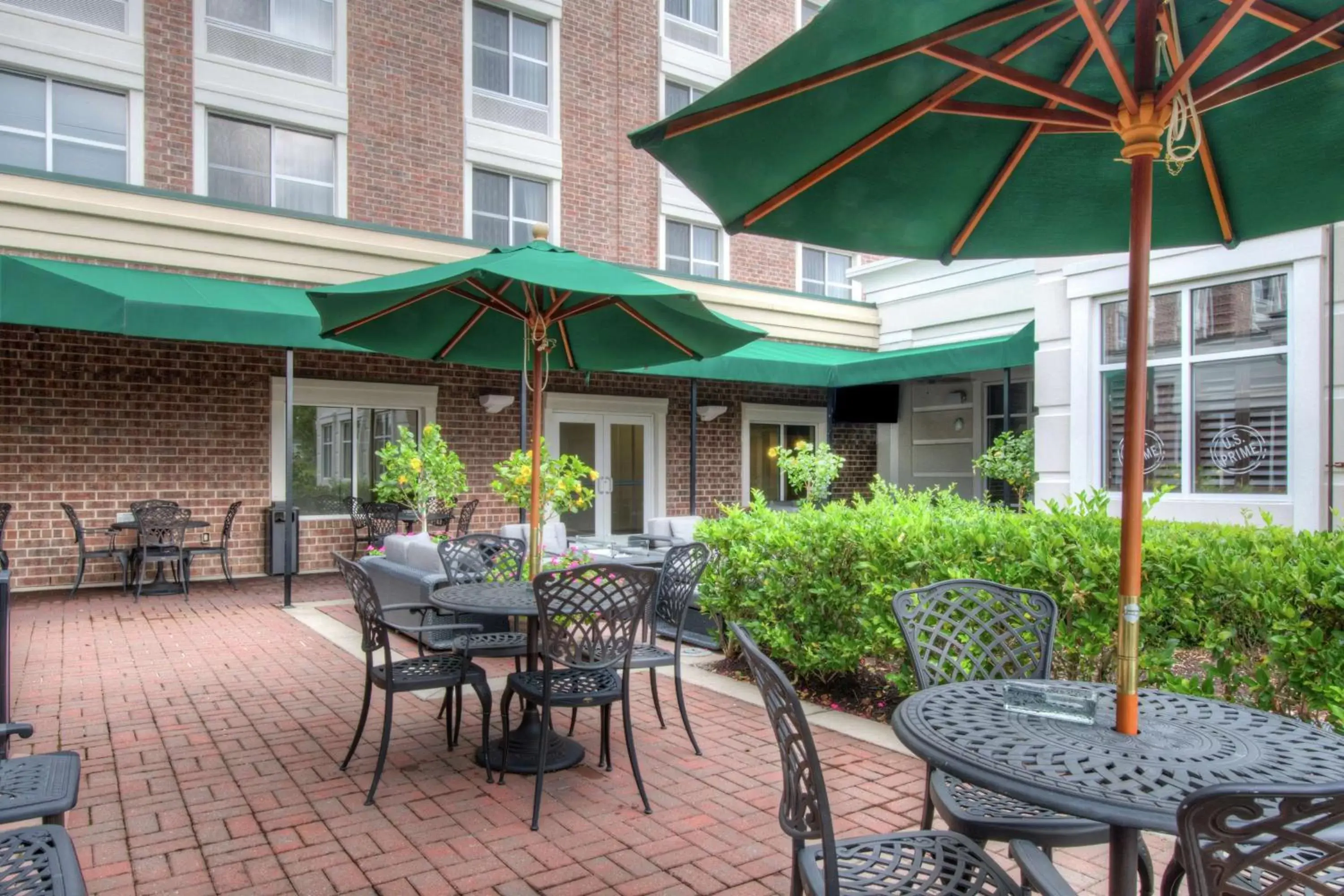 Patio in Hilton Garden Inn Durham Southpoint