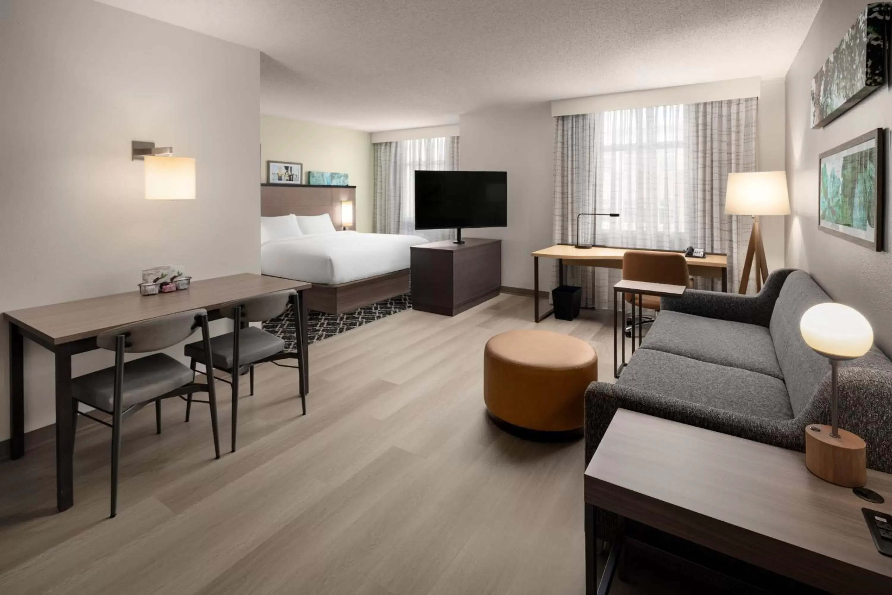 Living room, Seating Area in Residence Inn Portland Downtown/RiverPlace