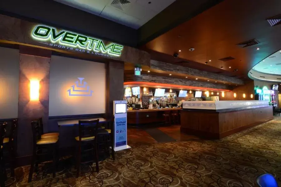 Restaurant/places to eat in Win-River Resort and Casino