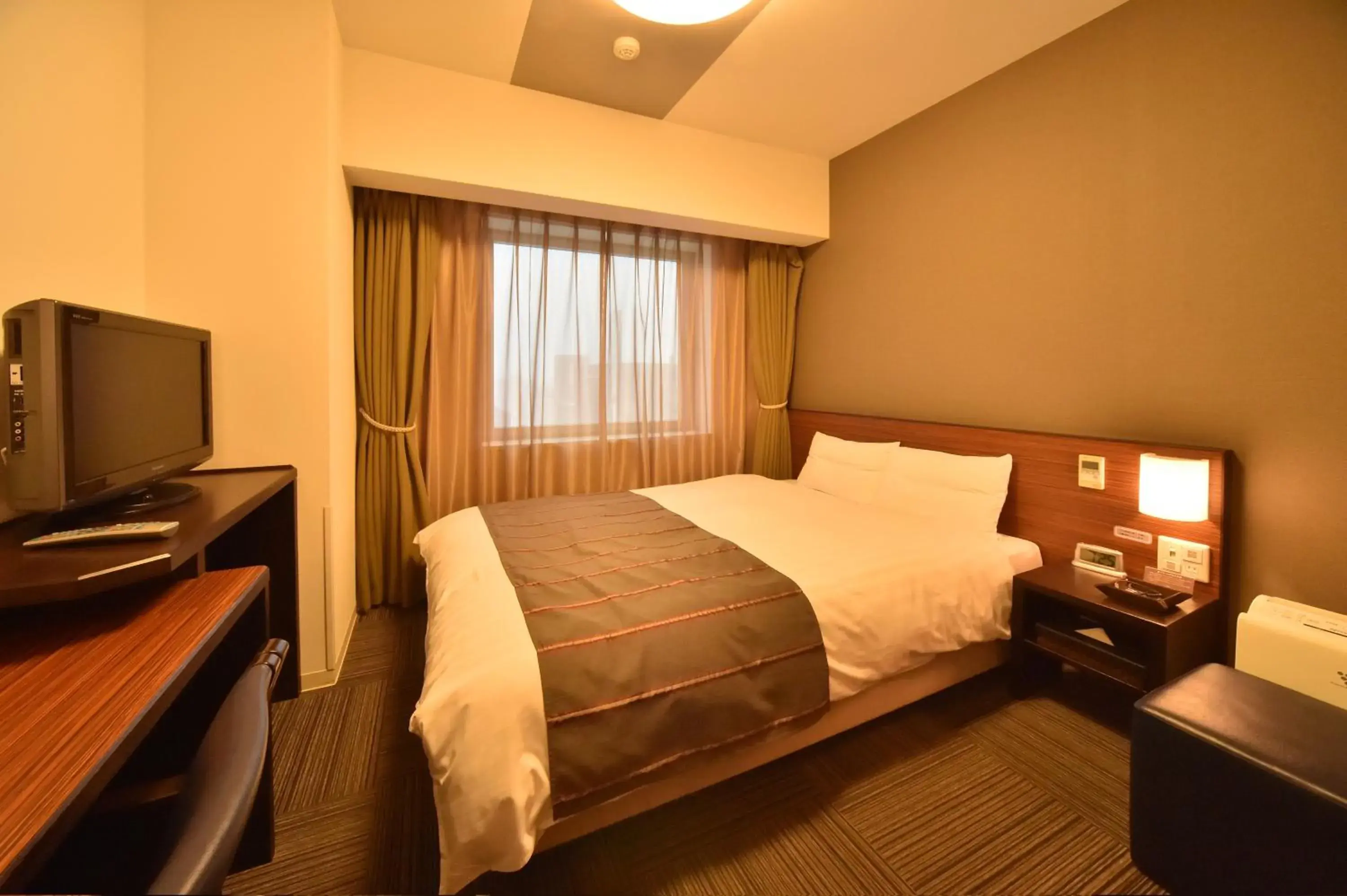 Photo of the whole room, Bed in Dormy Inn Asahikawa Natural Hot Spring