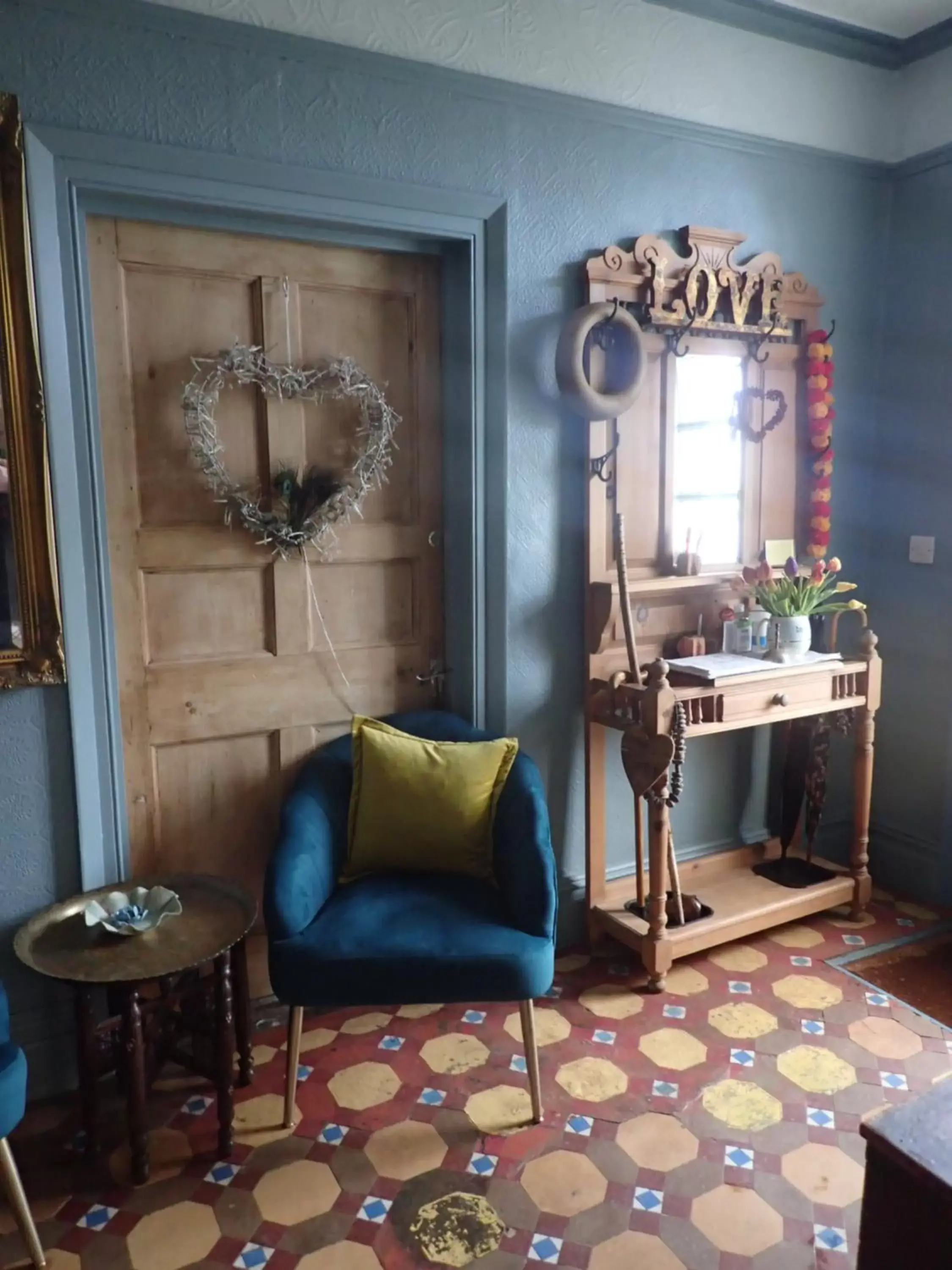 Lobby or reception, Seating Area in Newberry Beach lodge