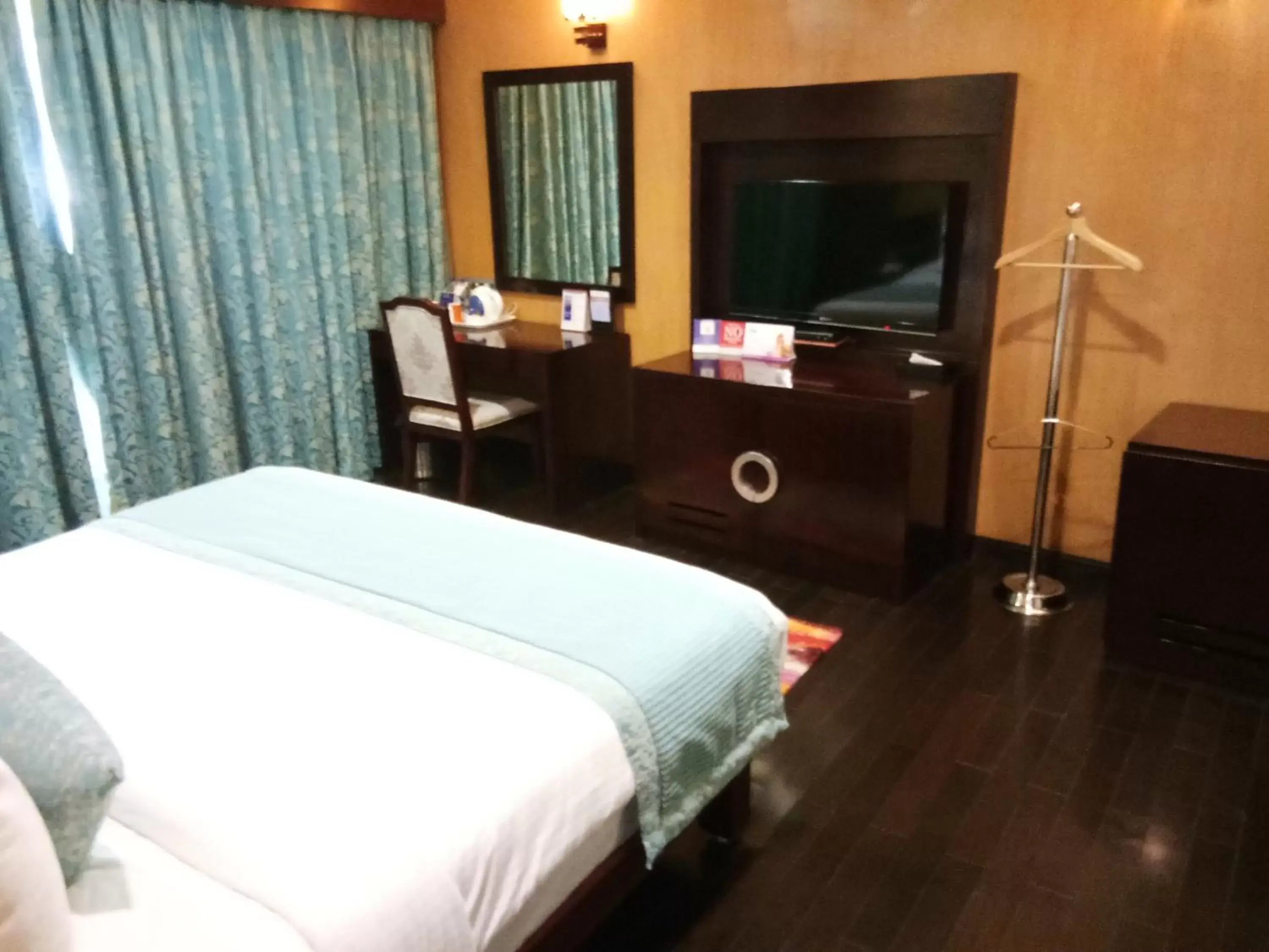 Bedroom, Bed in Fortune Select Grand Ridge, Tirupati - Member ITC's Hotel Group