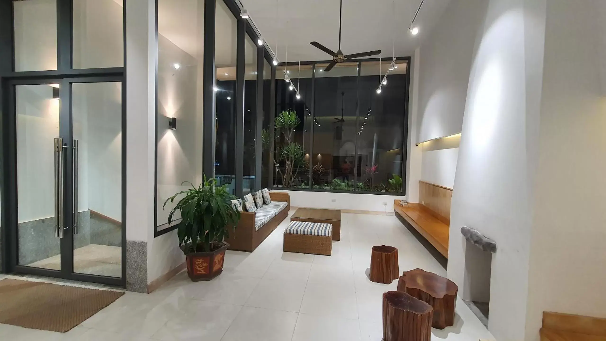 Lobby or reception in The Queen Hotel Ninh Binh