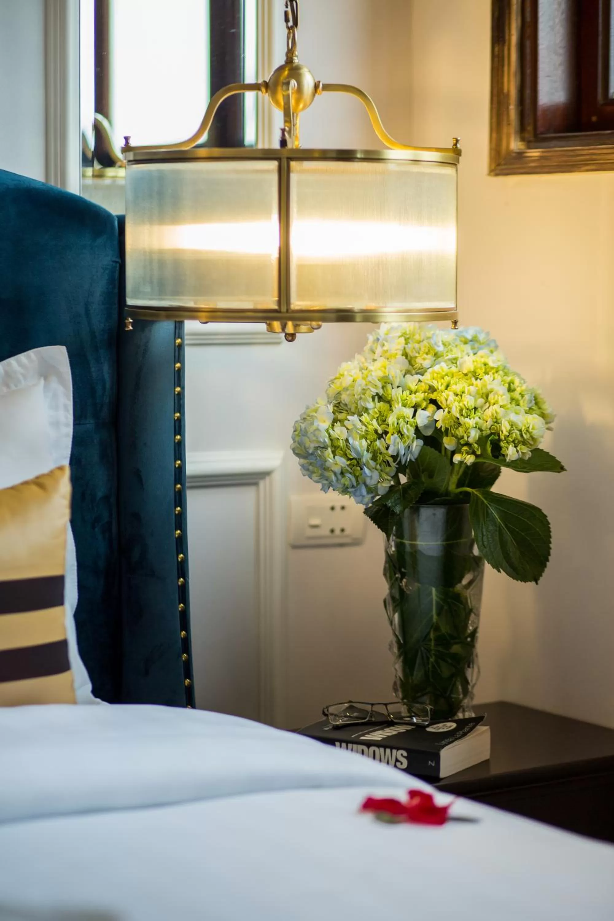 Bed in S Central Hotel and Spa