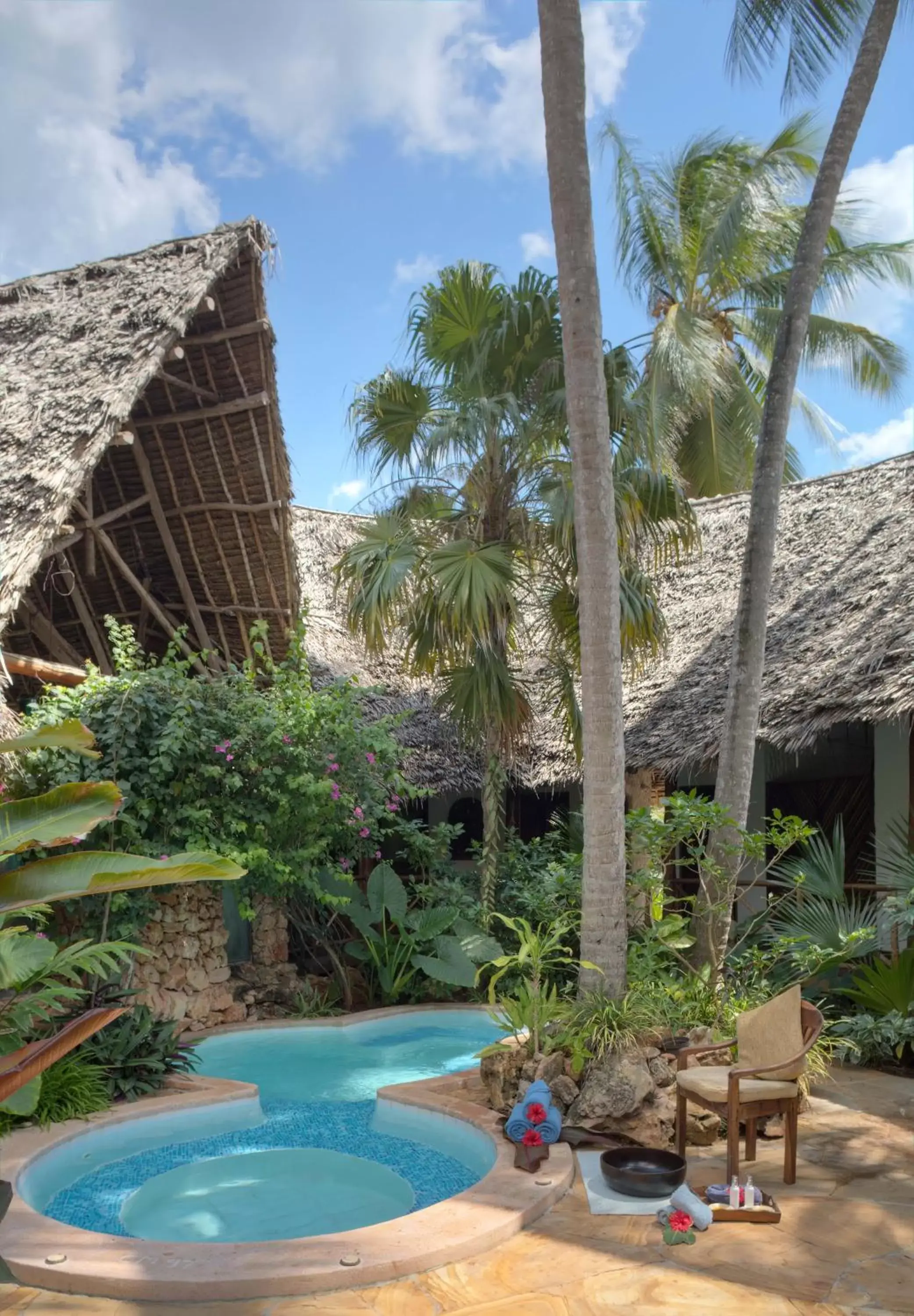 Spa and wellness centre/facilities, Swimming Pool in Sultan Sands Island Resort