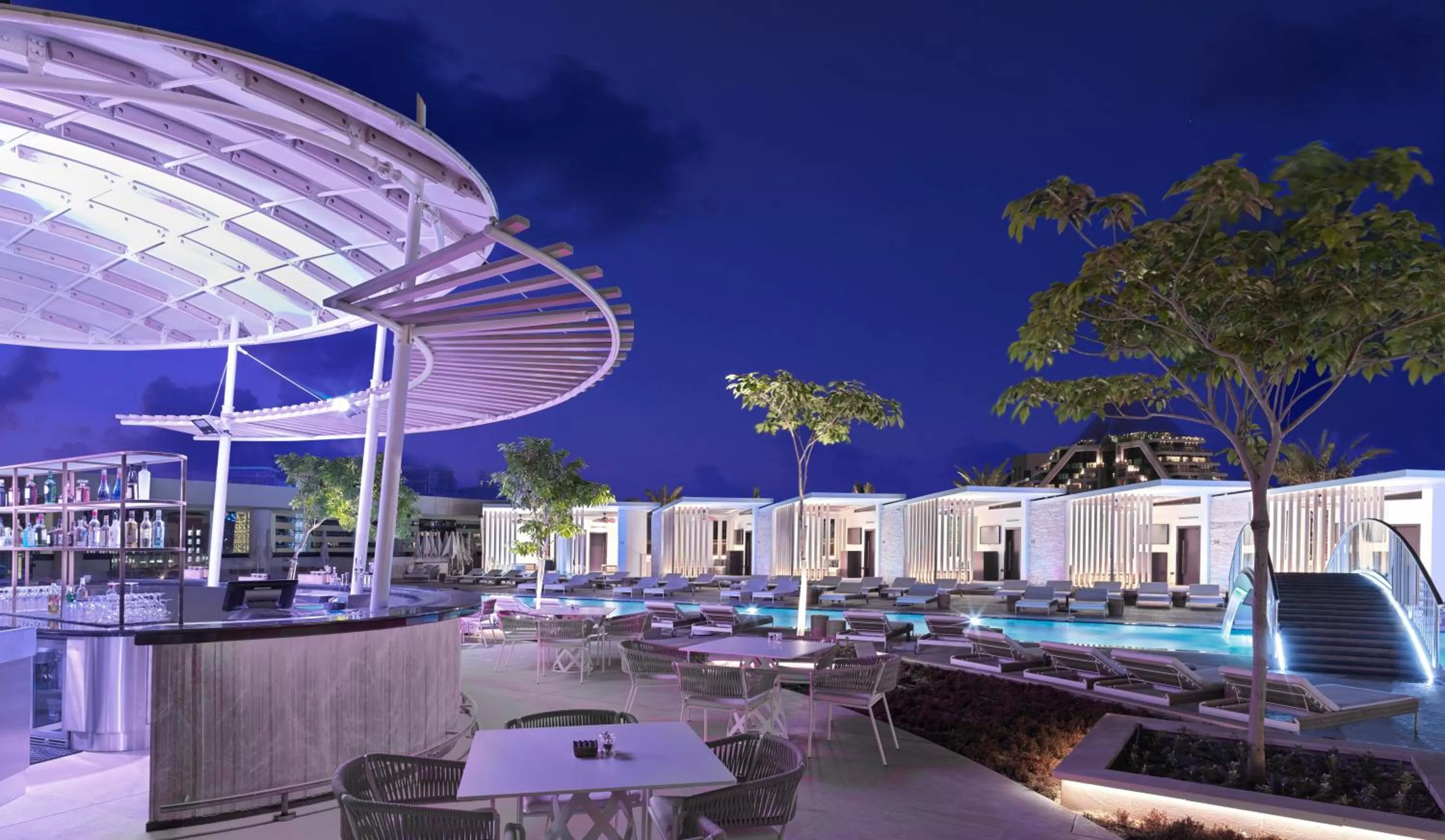 Restaurant/places to eat in Sofitel Dubai The Obelisk