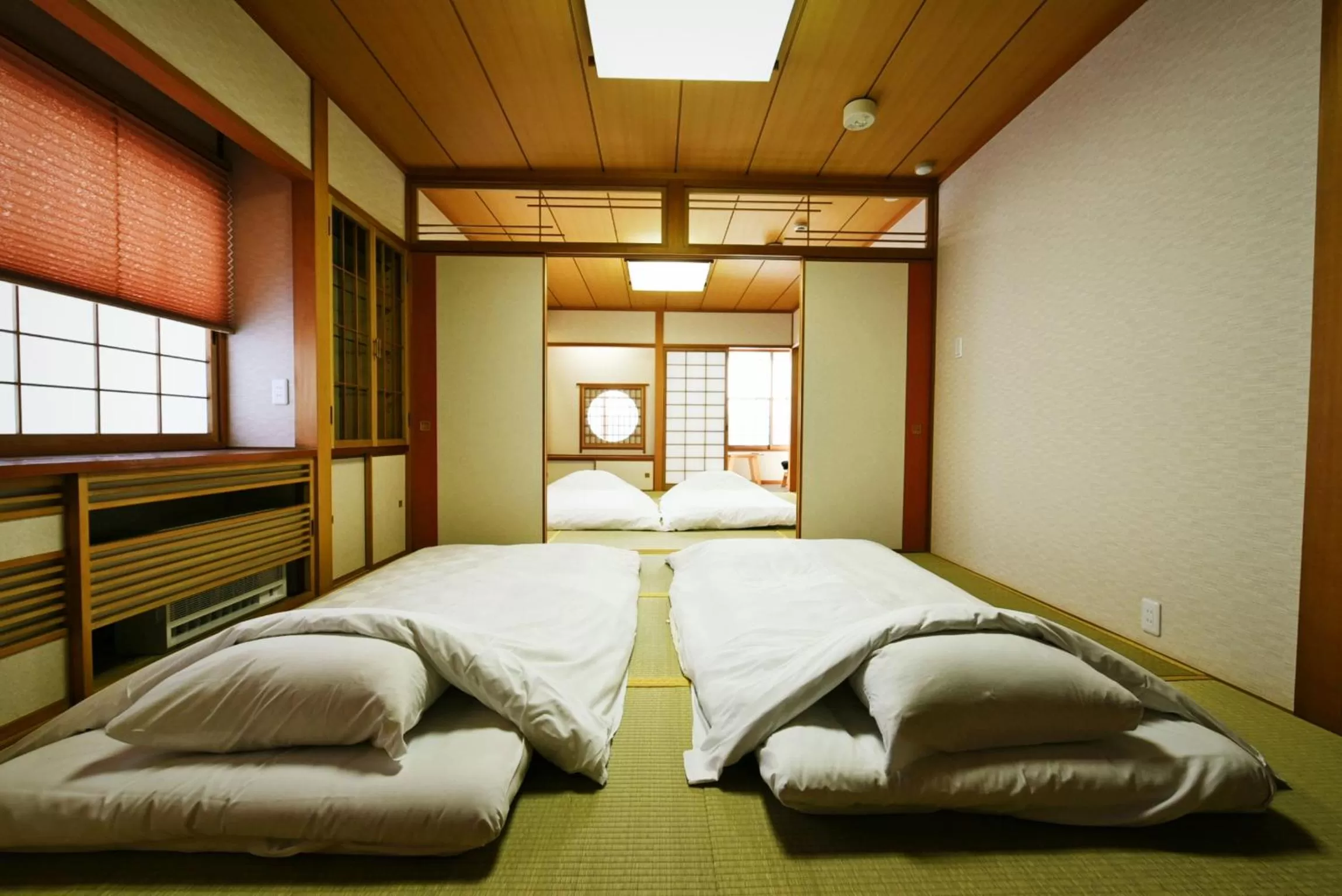 Bedroom, Bed in Hostel PLEASURE MARUYAMA