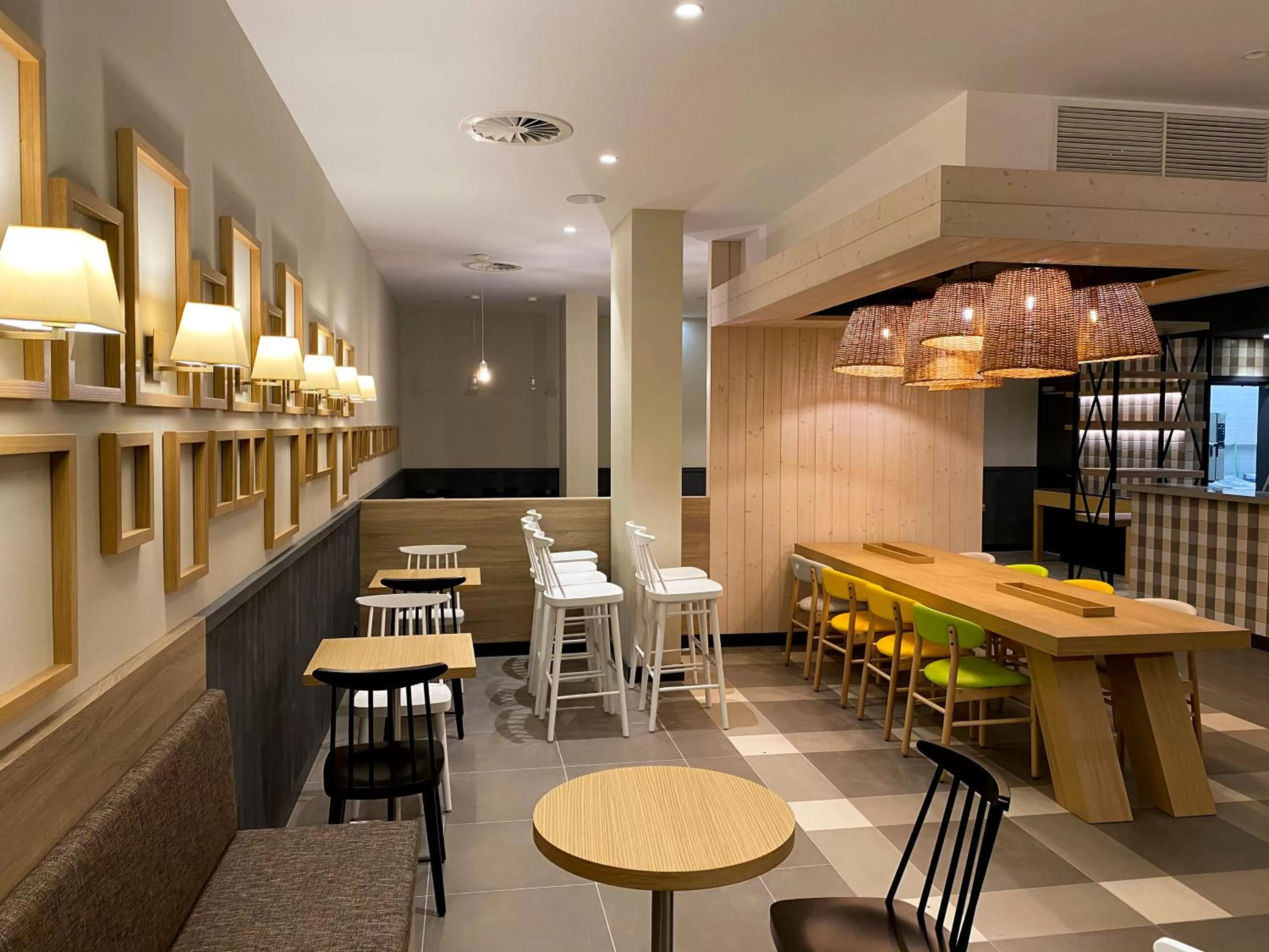 Lounge or bar in Flag Hotel Caldas da Rainha