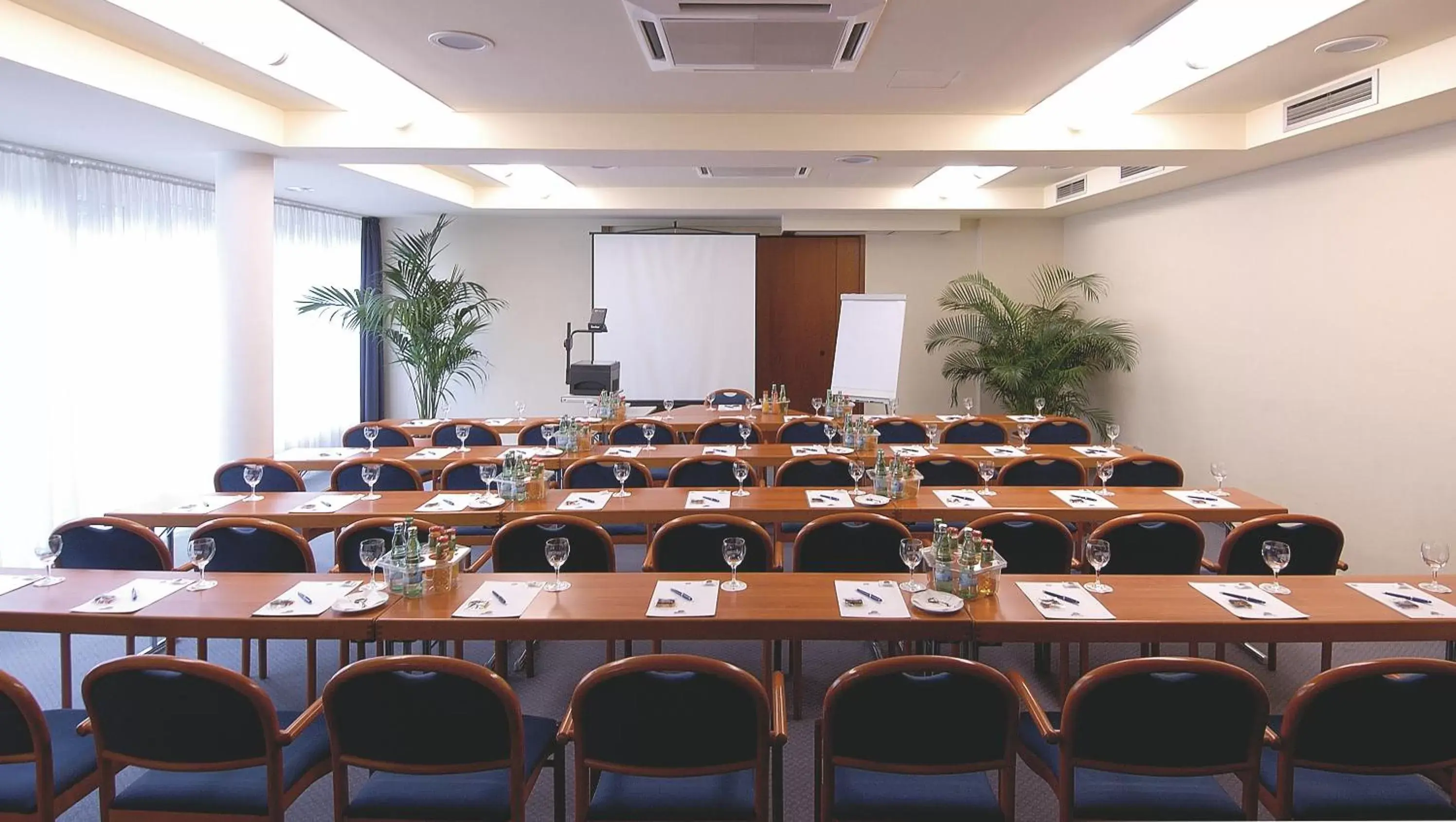 Business facilities in Wyndham Garden Potsdam