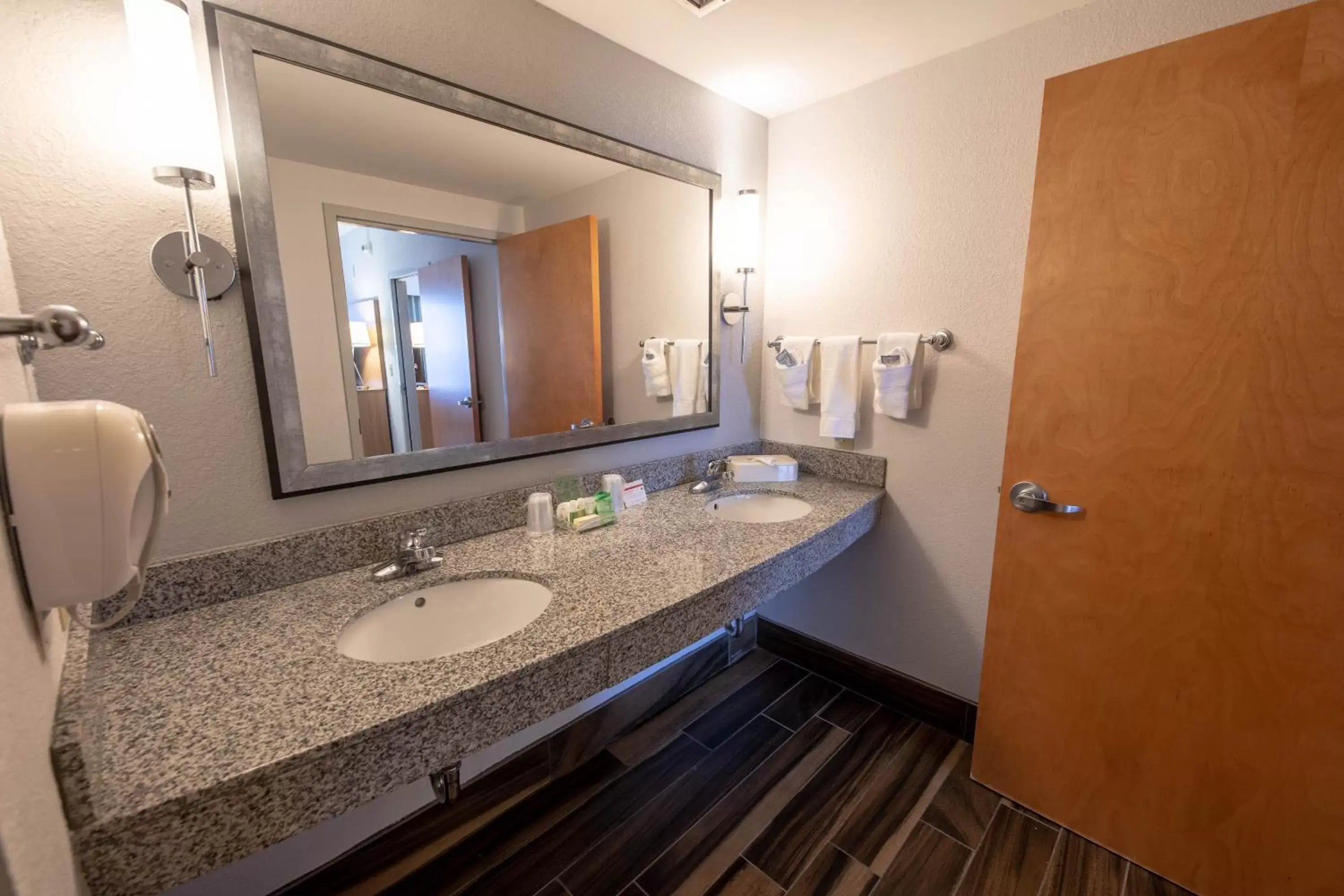 Bathroom in Holiday Inn Manahawkin/Long Beach Island, an IHG Hotel