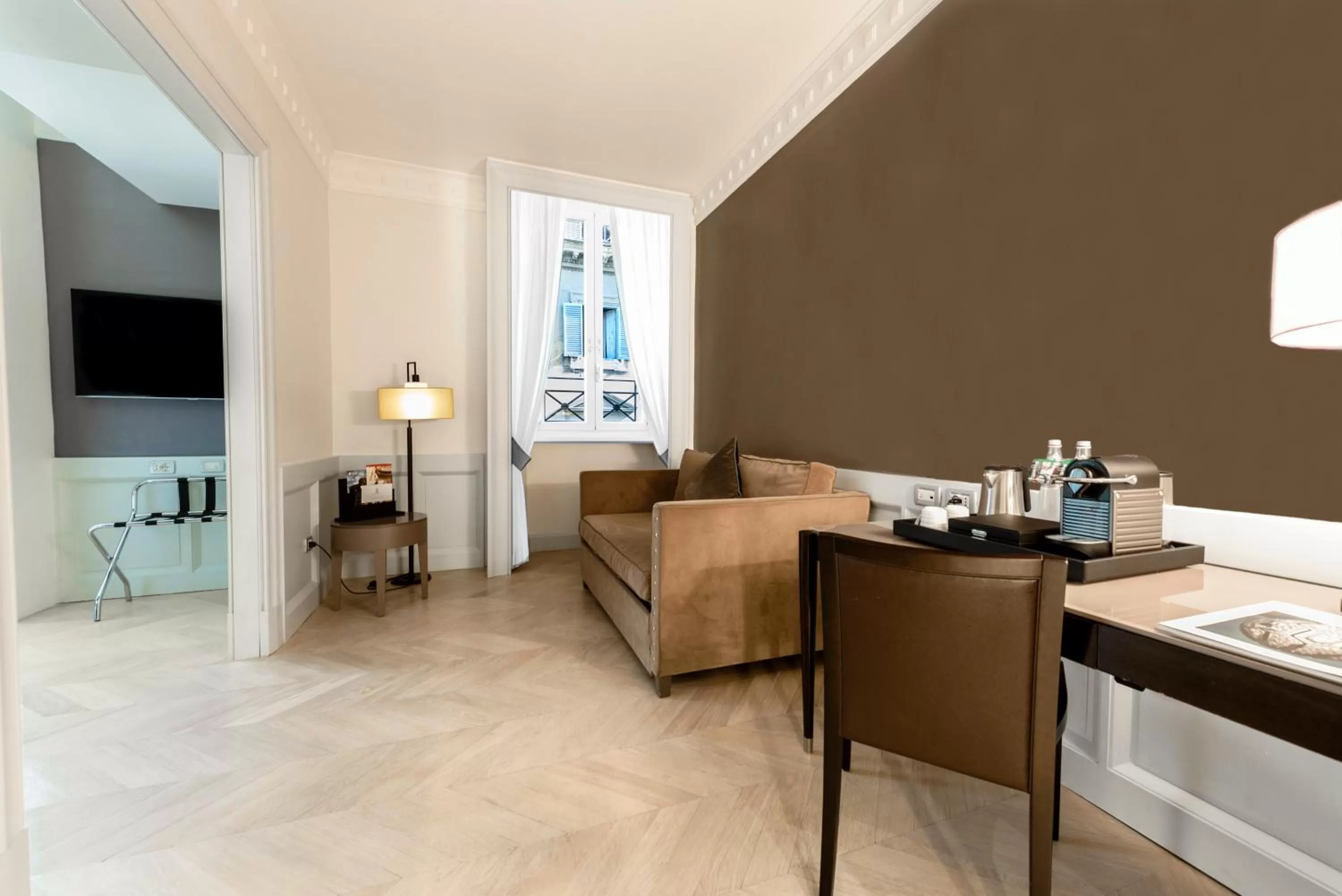 Photo of the whole room in Hotel Indigo Rome - St. George by IHG