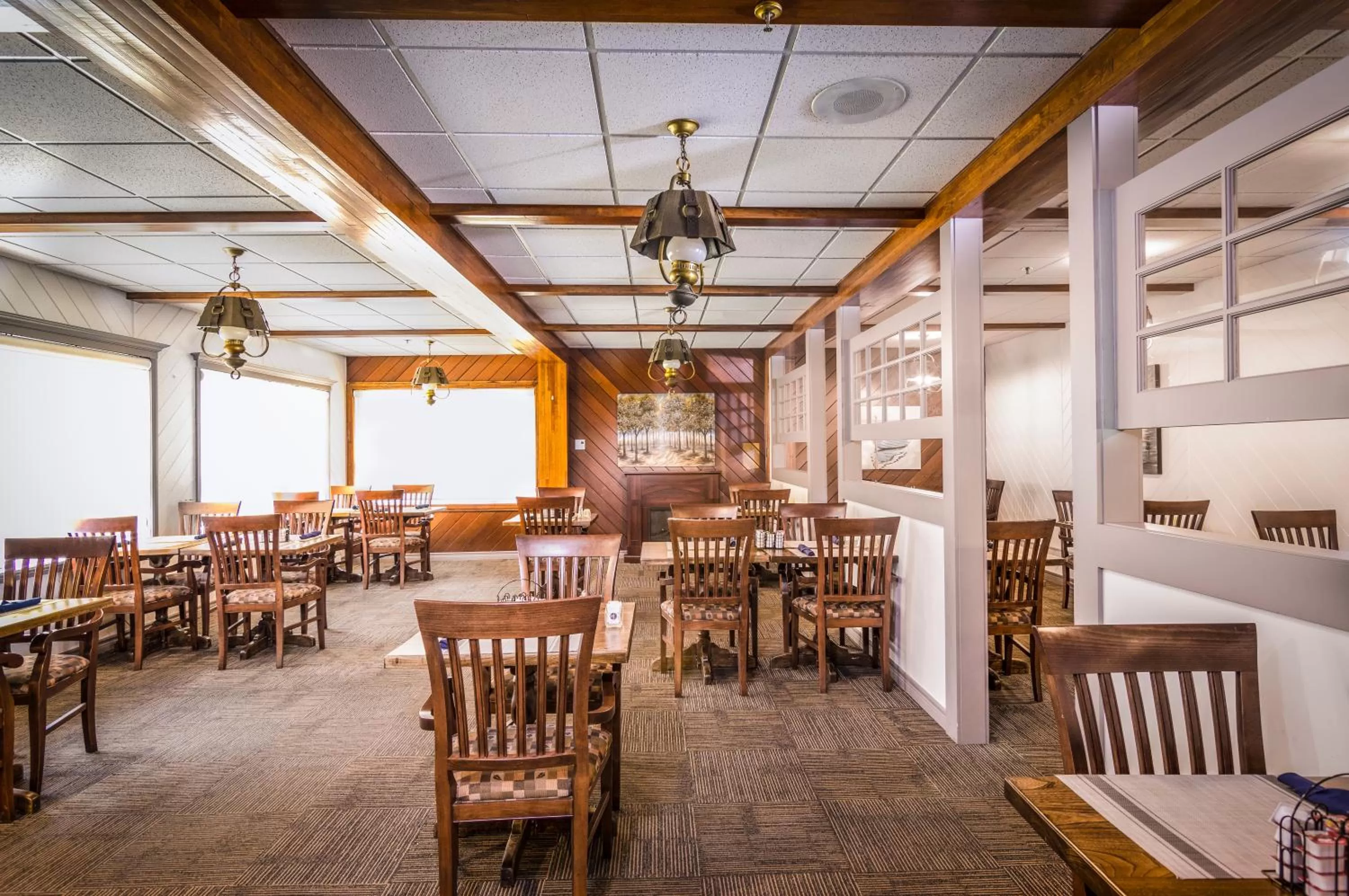 Restaurant/places to eat in Mount Peyton Resort & Conference Centre