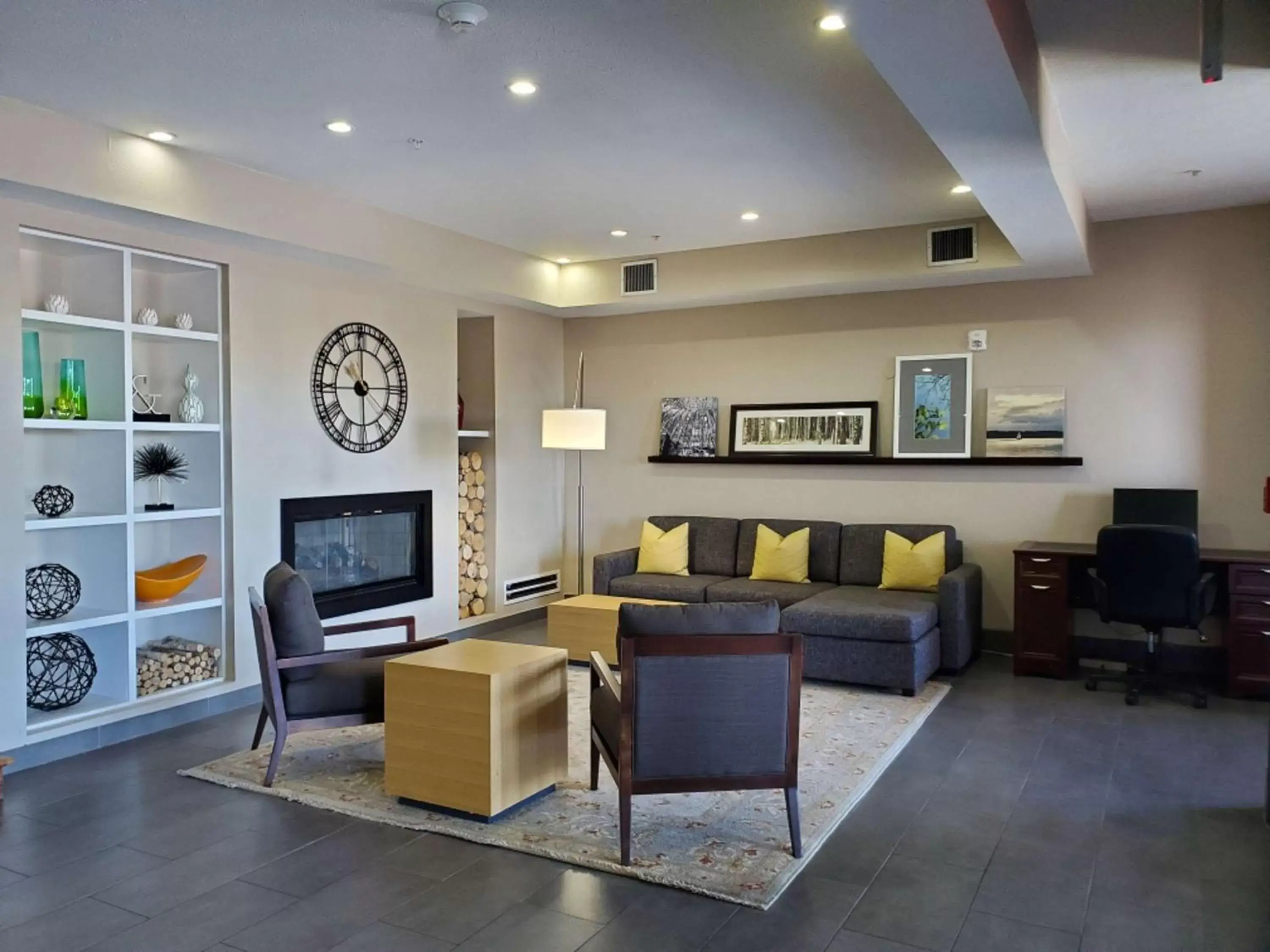 Lobby or reception, Seating Area in Country Inn & Suites by Radisson, Tucson Airport, AZ