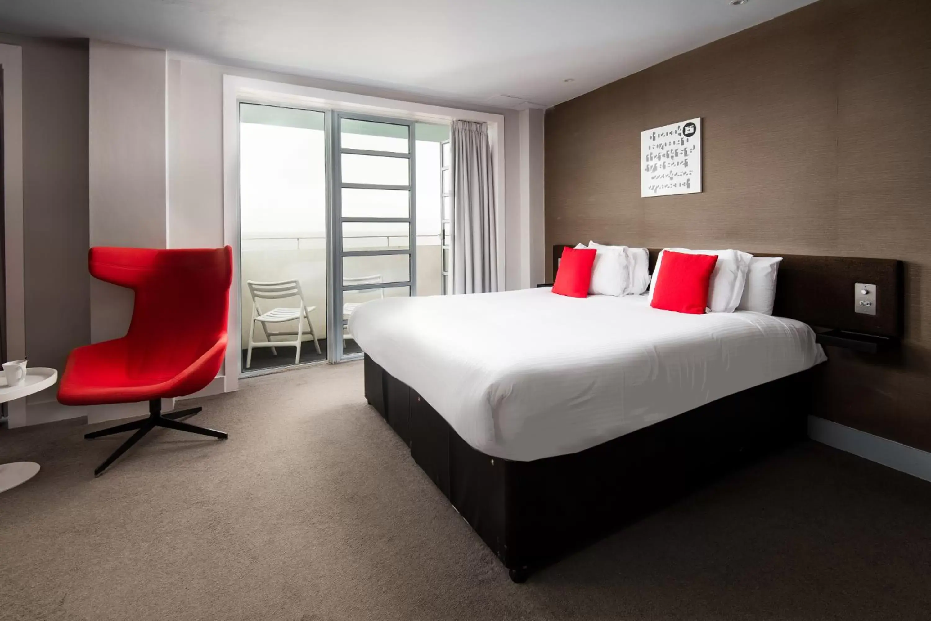 Bedroom, Bed in Midland Hotel