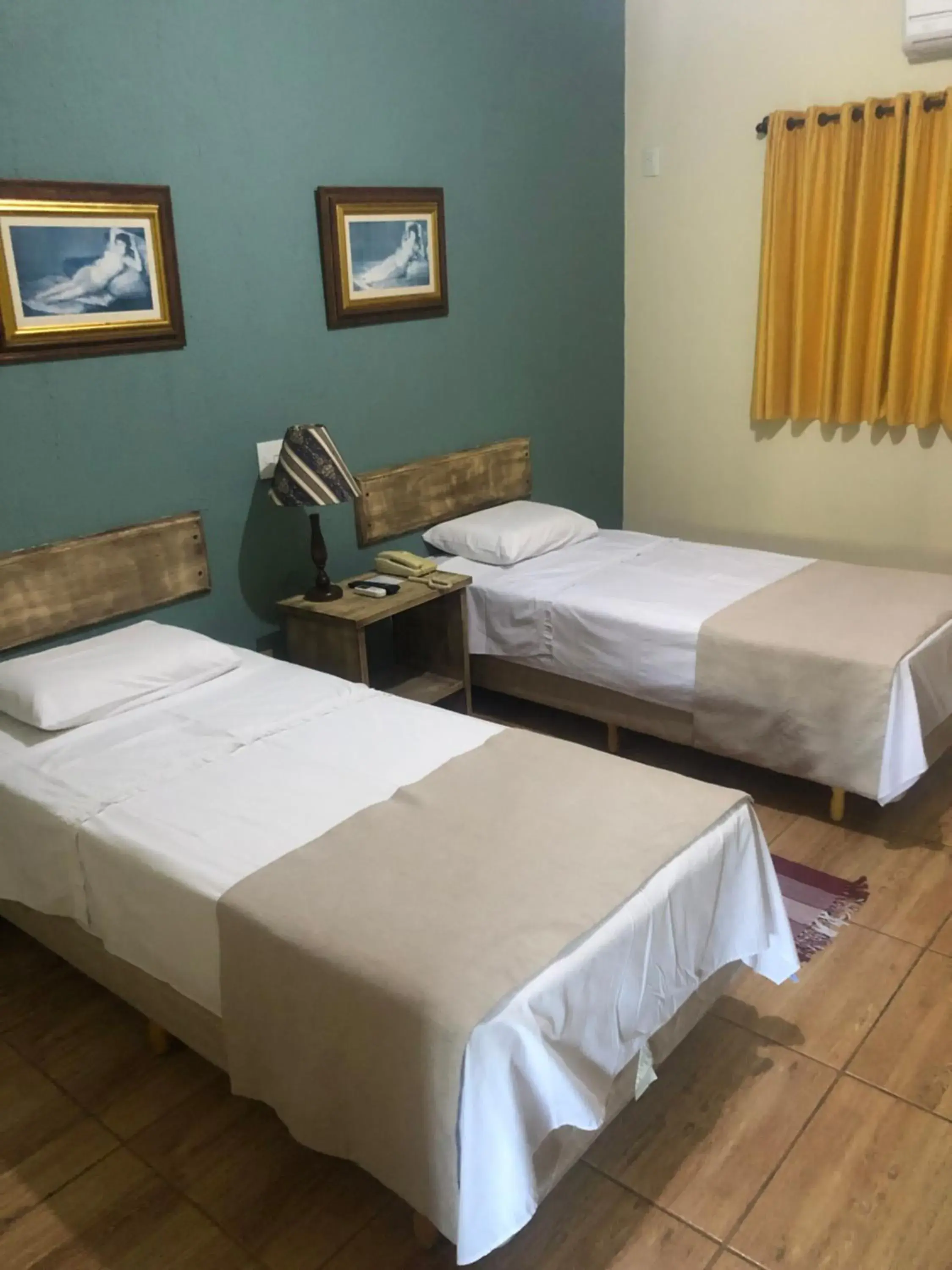 Twin Room - single occupancy in Mariá Plaza Hotel Twin Room - single occupancy in Mariá Plaza Hotel