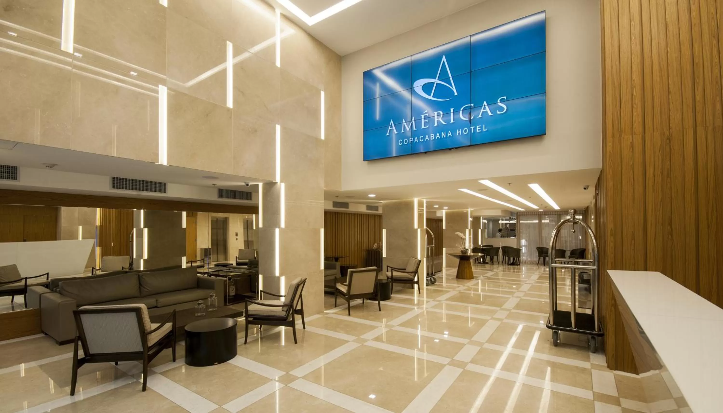 Lobby or reception in Américas Copacabana Hotel