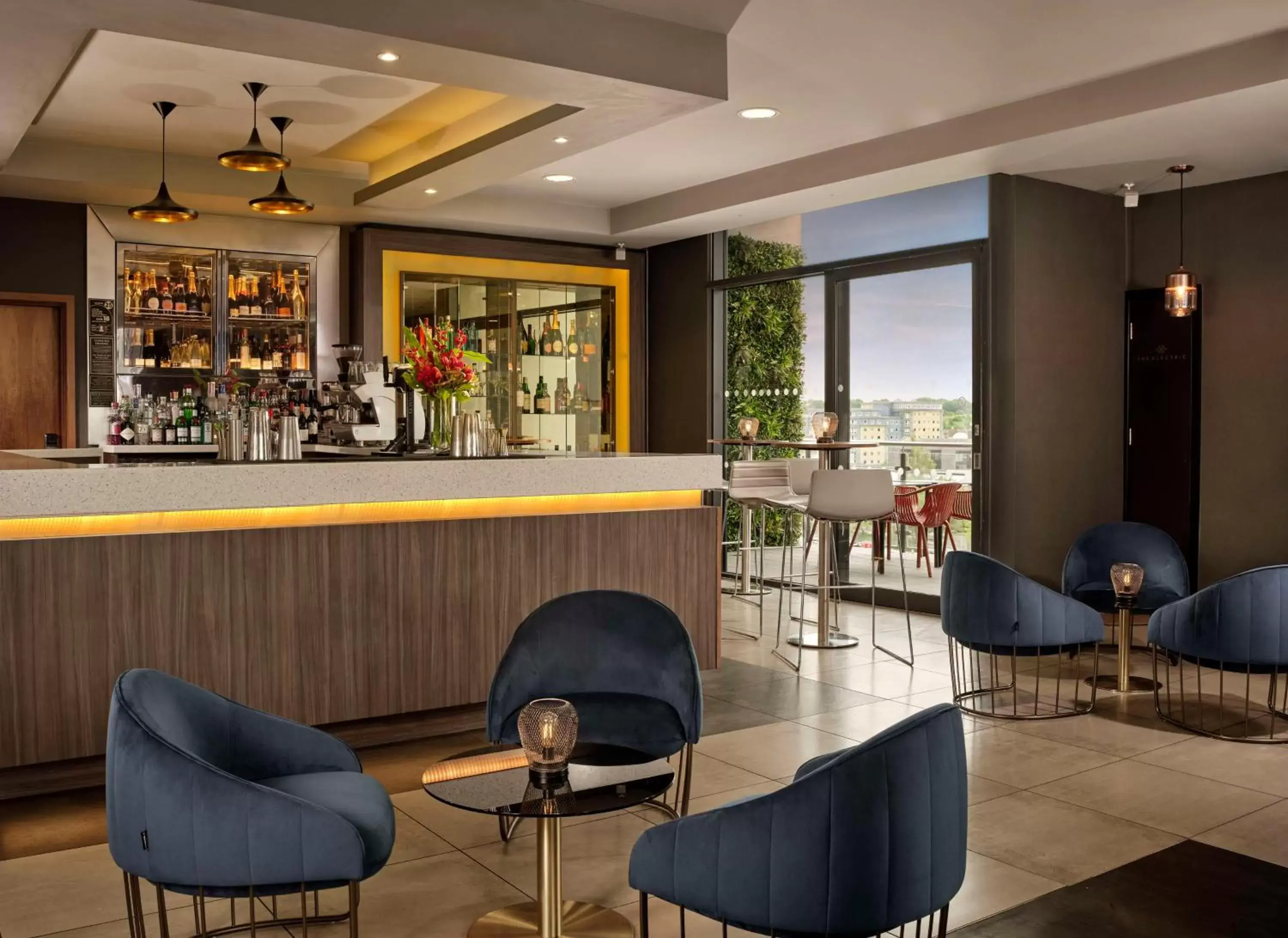 Lounge or bar, Lounge/Bar in DoubleTree by Hilton Lincoln