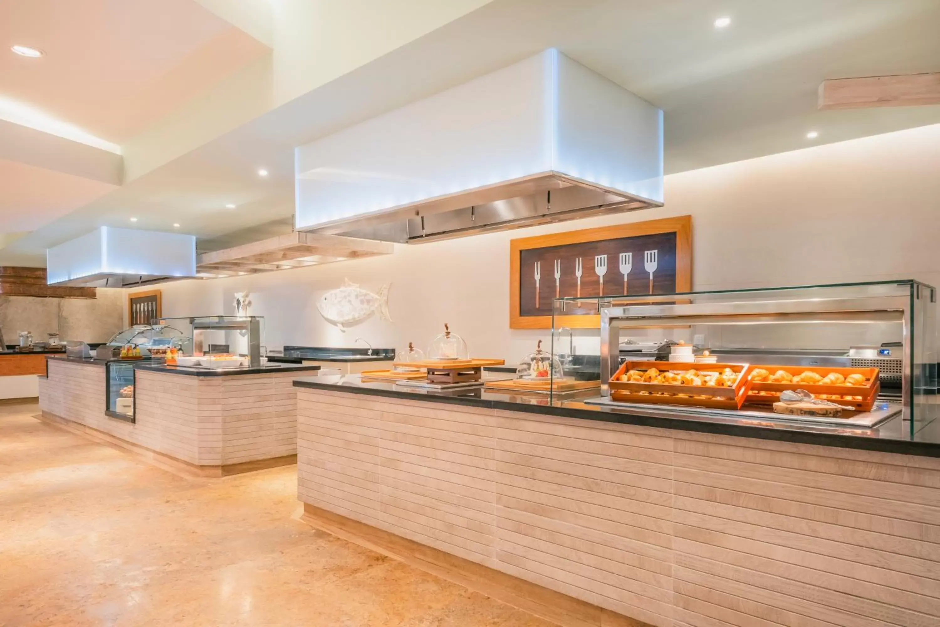 Restaurant/places to eat in Iberostar Waves Rose Hall Beach - All Inclusive Restaurant/places to eat in Iberostar Waves Rose Hall Beach - All Inclusive